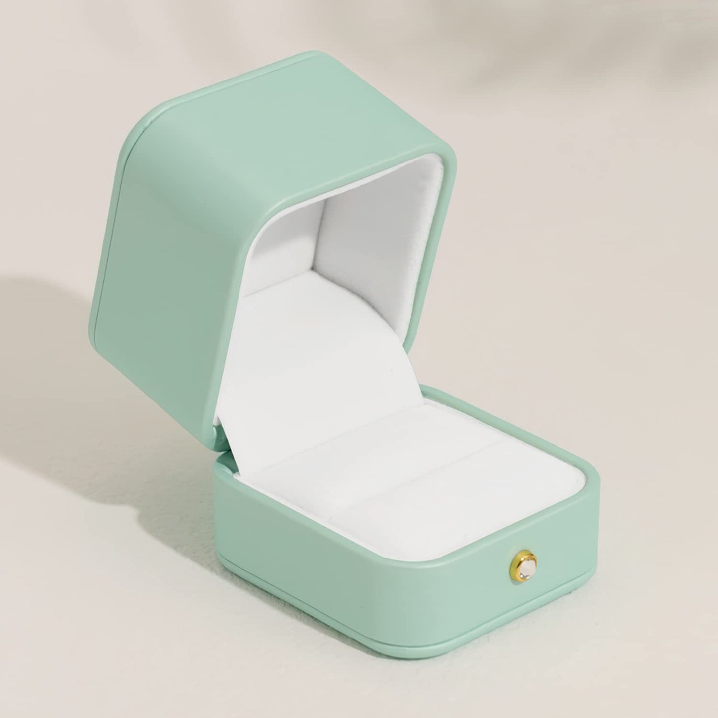 Oirlv Gorgeous Mint Green Ring Box Leather Engagement Ring Case Jewelry Gift Box for Wedding Proposal Velvet Interior