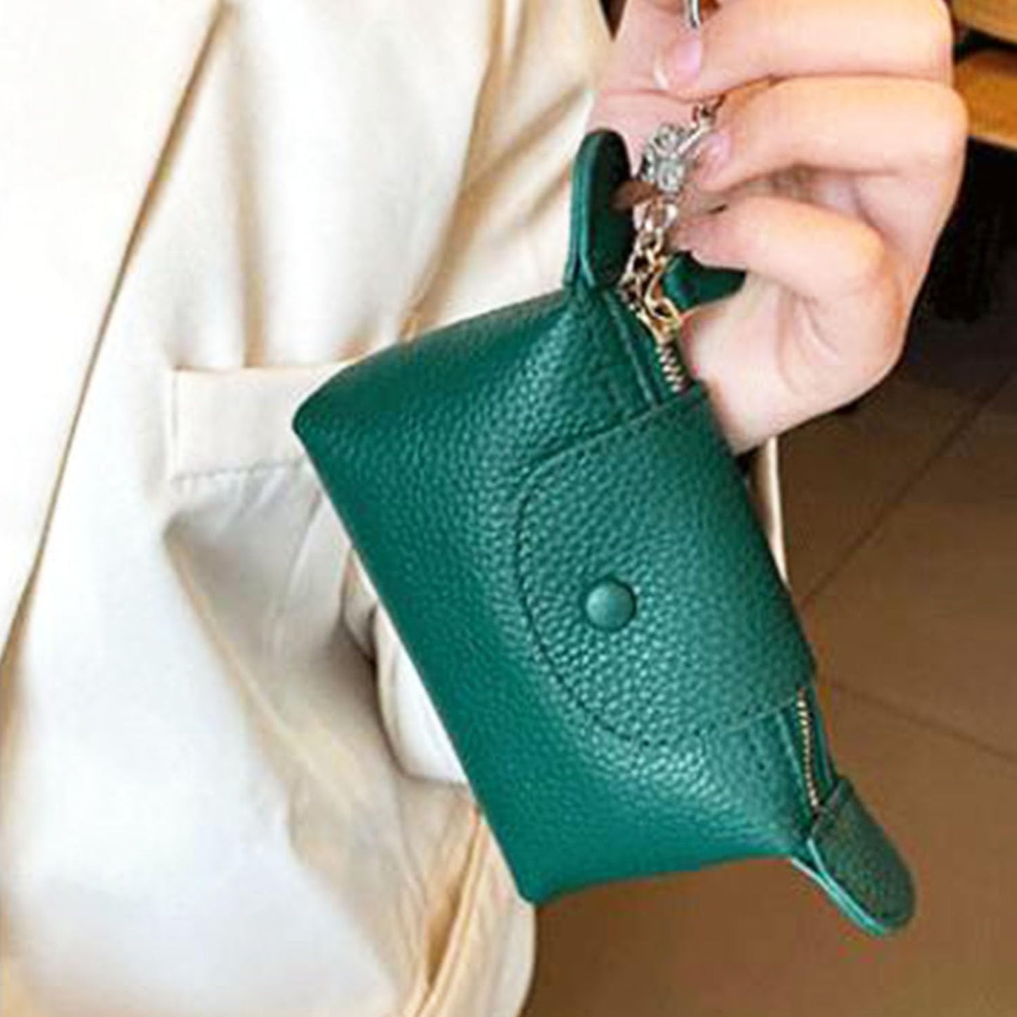 BDHRKTE Grass Green Leather Coin Purse with Keychain - Small Zipper Pouch for Women, Mini Wallet for Cash Coins Credit Cards