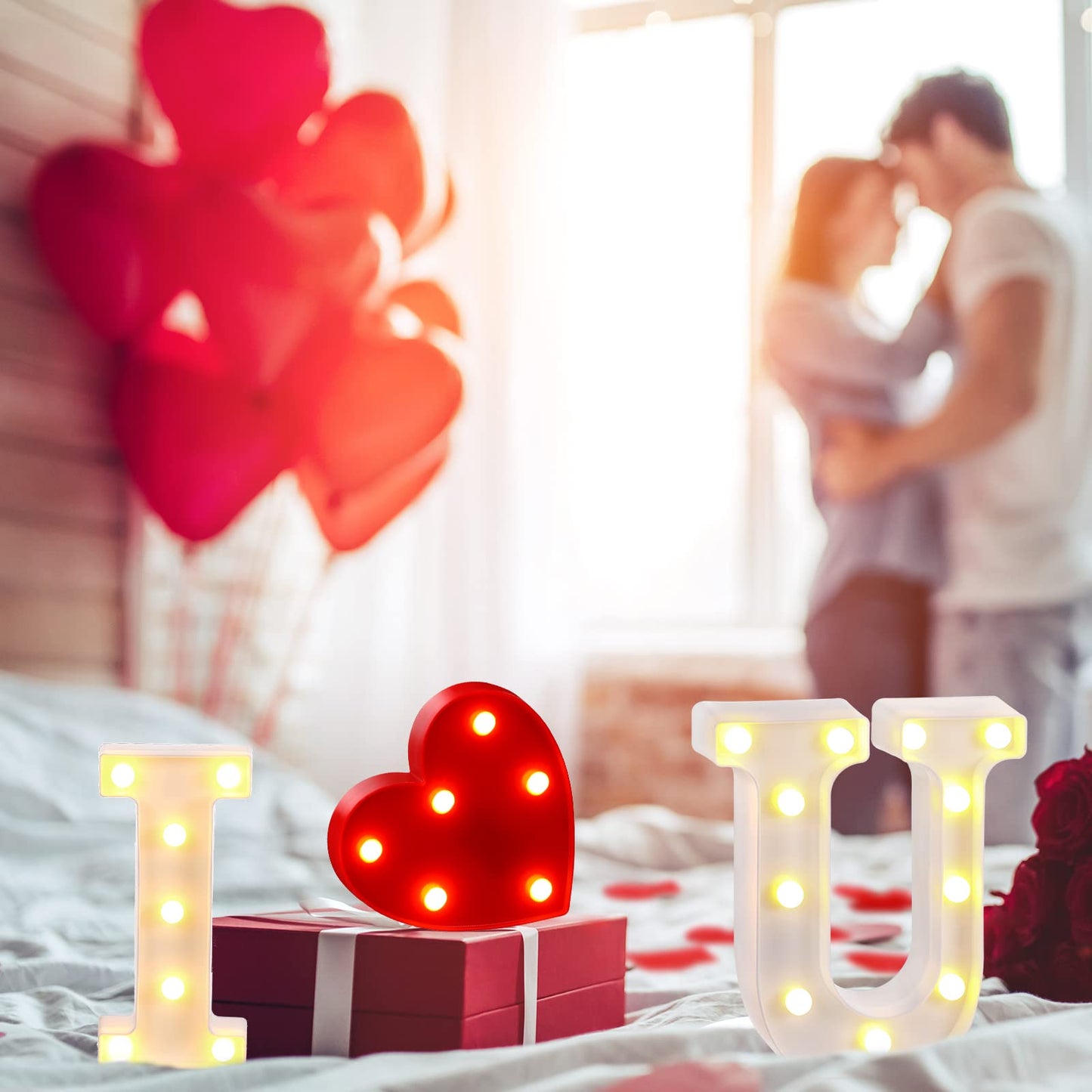 Valentine Love Sign LED Alphabet I Love You Light with Heart Marquee and 500 Pieces Plastic Rose Petals Battery Operated Letters Sign Gift for Valentines Proposal Home Table Decor
