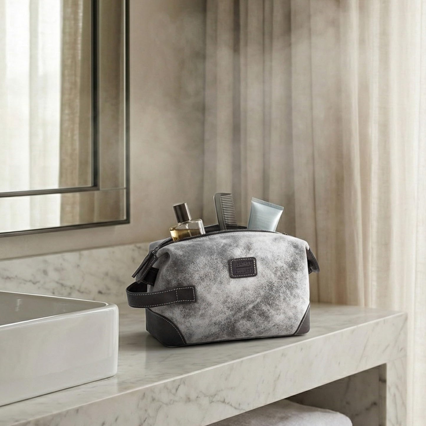 LEATHER VILLAGE Genuine Leather Dopp Kit for Men & Women with Waterproof Lining – Distressed Travel Toiletry Bag, Shaving & Bathroom Essentials Organizer - Distressed Grey