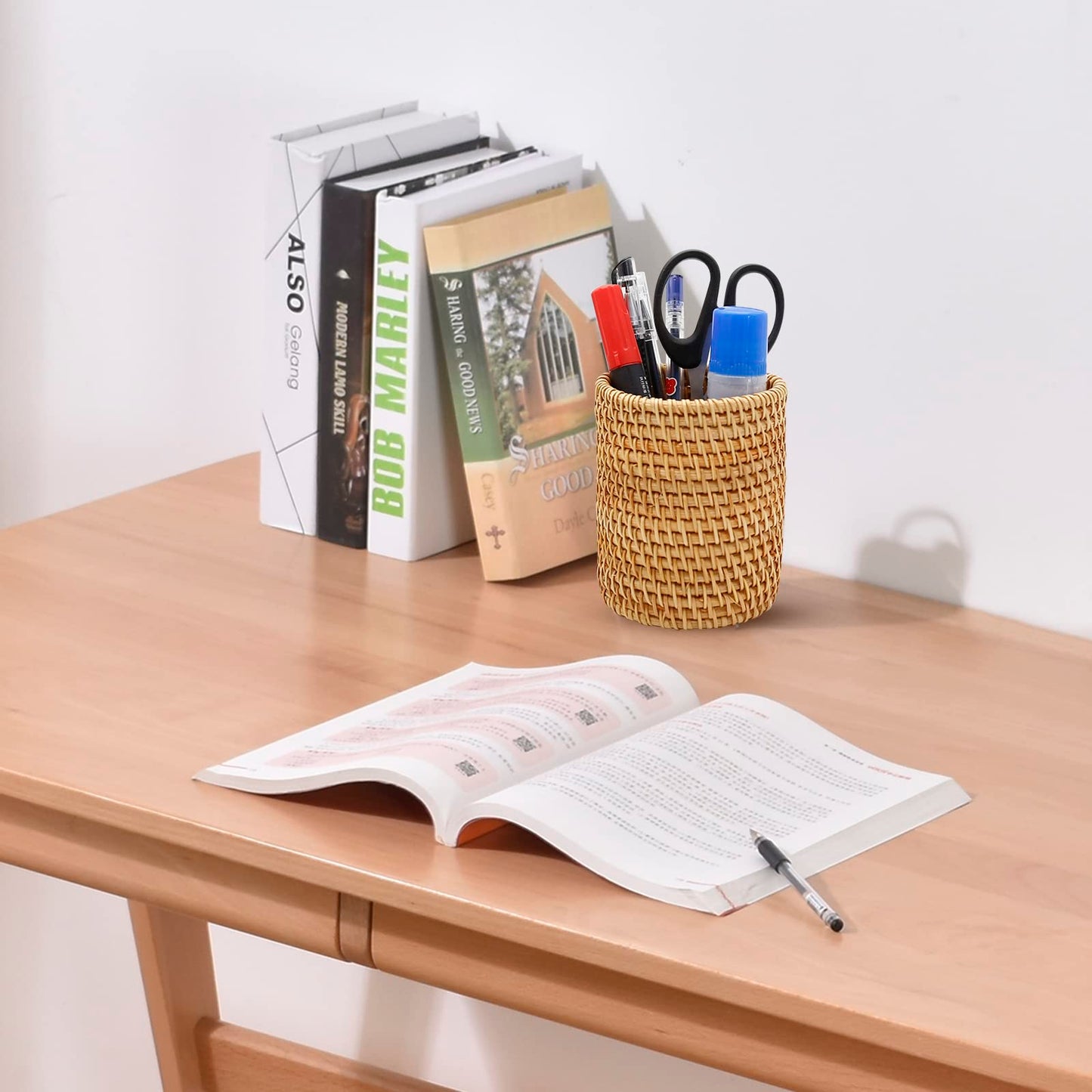 ZUDKSUY 2 Pack Rattan Pencil Holder for Desk Handmade Pen Organizer Bucket Boho Desk Accessories Pen Cup Holder Aesthetic Holder for Desk Cute