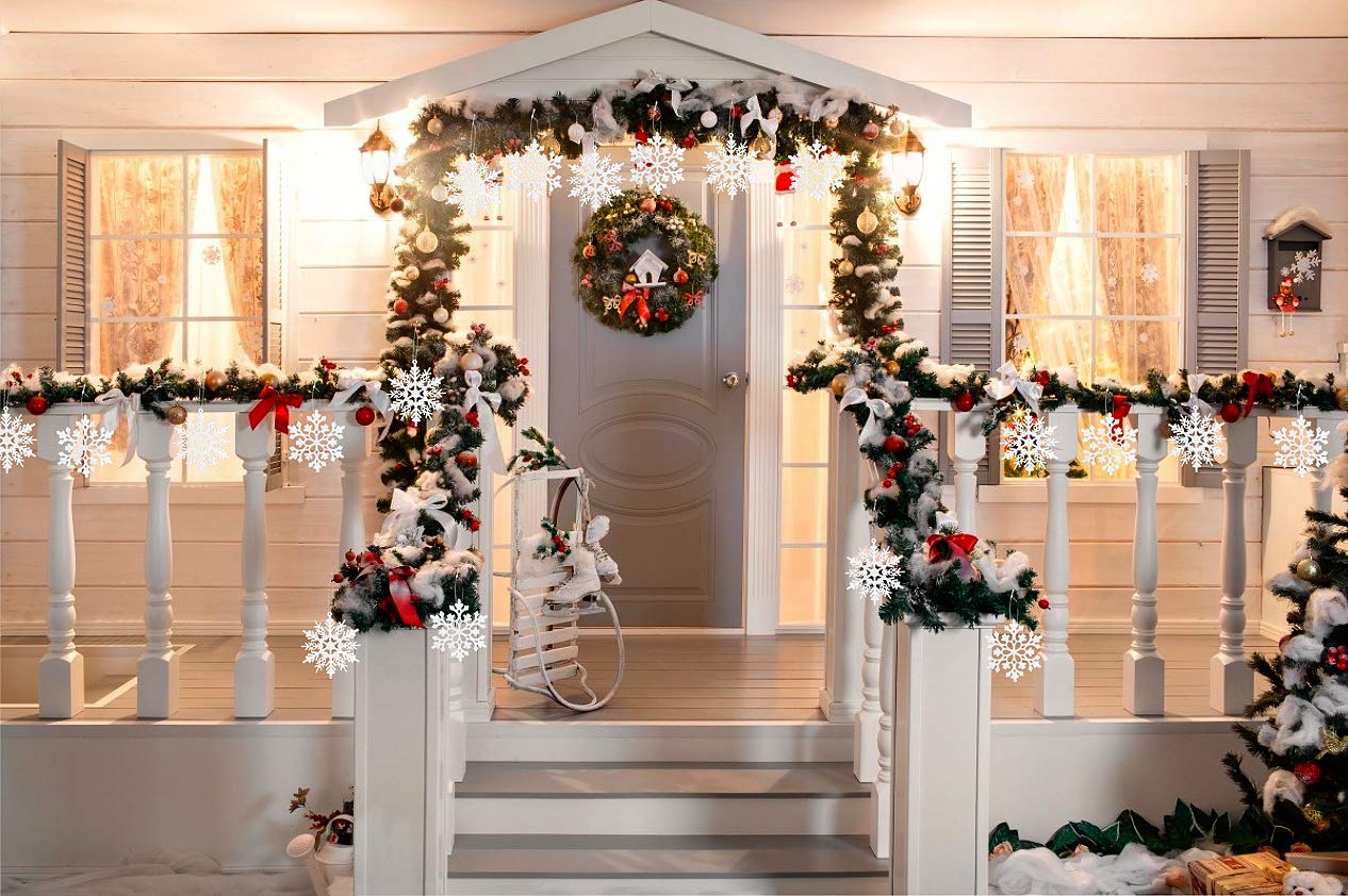 RECUTMS Winter Christmas Hanging Snowflake Decorations - 40Pcs White Snowflakes Hanging Garland for Christmas Winter Wonderland Holiday New Year Party Home Decoration,4 Inches,2 Pattern (White)