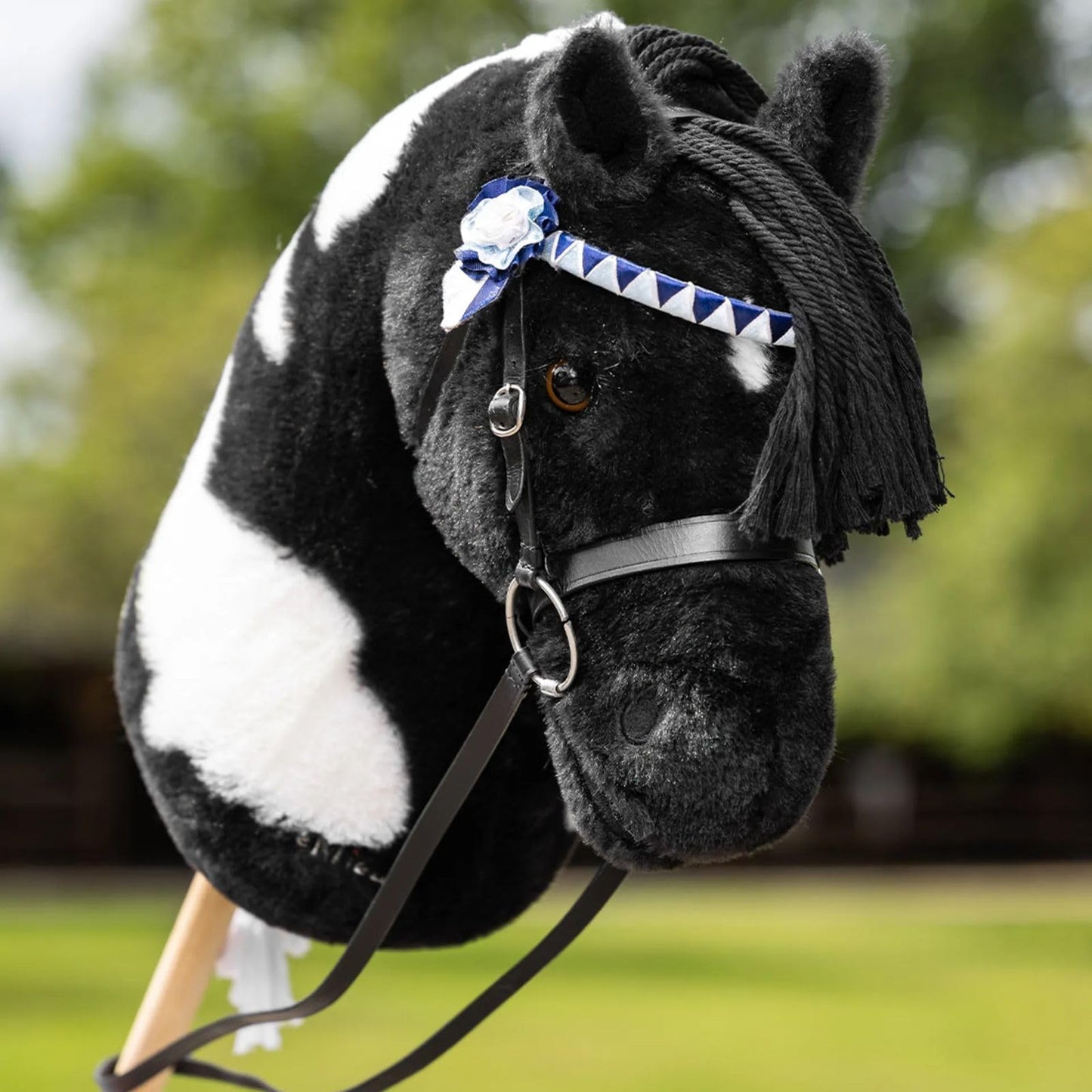 LeMieux Hobby Horse Showing Bridle Black - Leather Bridle, Show Browband and Bucked Reins - Educational Toy - Suitable for Ages 8+