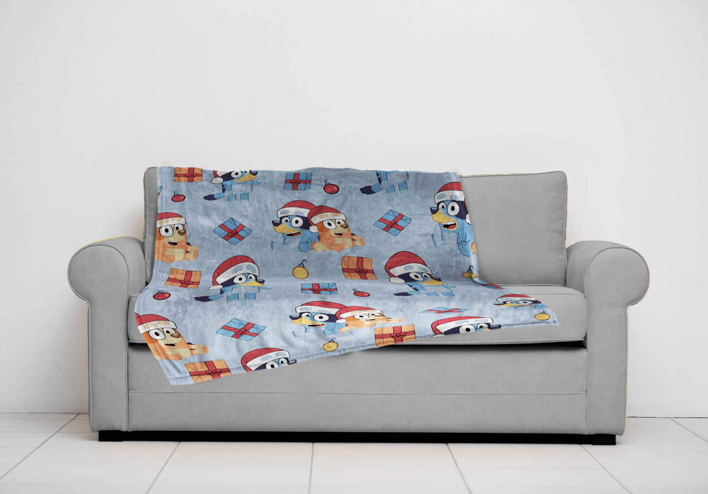Jay Franco Kids Christmas Plush Throw Blanket – 50x70 Inches Soft & Cozy Fleece Throw for Holiday Bedroom & Couch Décor, Official Licensed Product, Blue - Bluey