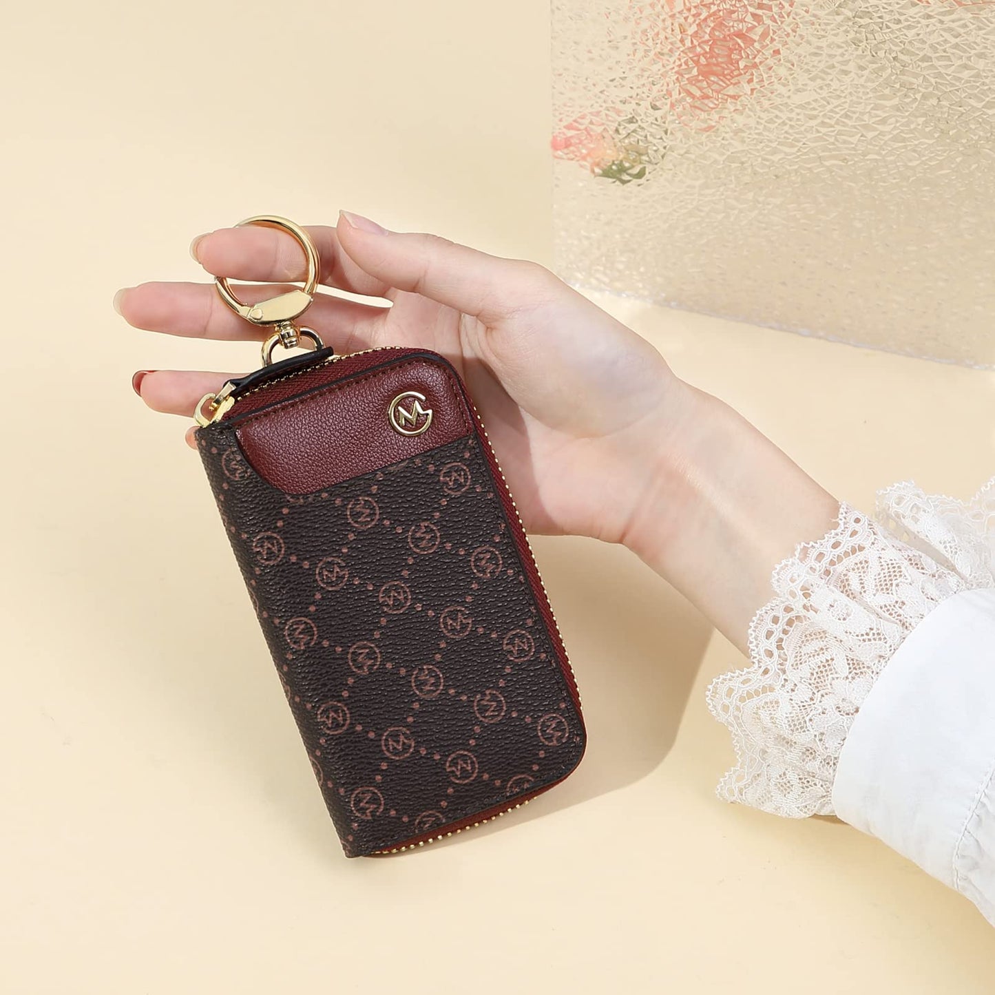 GOLF SUPAGS Women PVC Leather Car Key Chain Card Holder Wallet Pouch Card Slot 6 Hook 1 Fixed Key Ring 1 Detachable Key Ring (Brown×Wine)