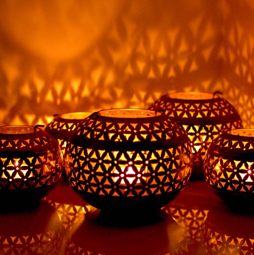 Garden Of Arts Moroccan Vintage Tea Light Holder Lantern for Christmas Lighting