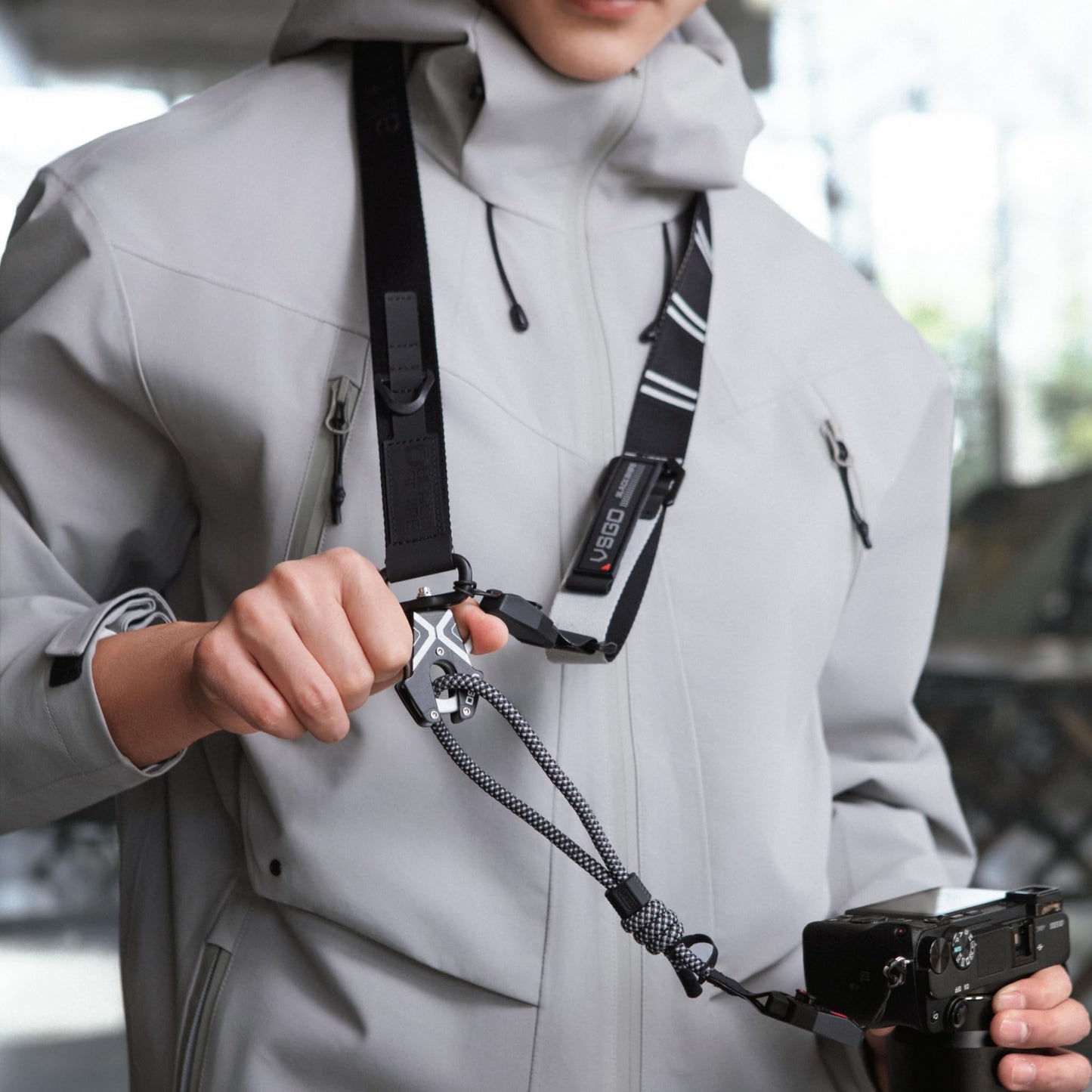 VSGO Black Snipe Urban Camera Strap – Quick Release, Anti-Twist, Comfortable Nylon Sling, Fits DSLR, Mirrorless, Phone & Action Camera, Gray&Black