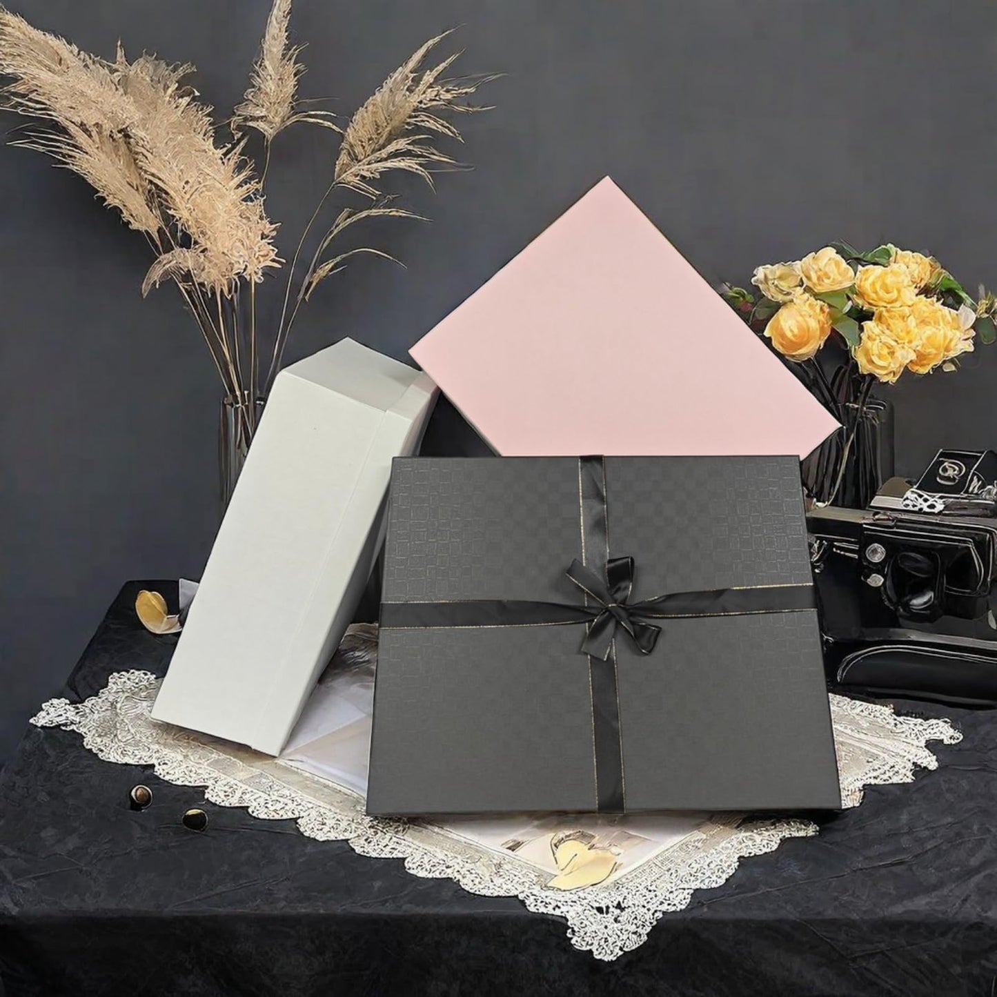YINUOYOUJIA Large Gift Box 16.5x13x5.5 inches,Black Gift Boxes with Lids for Presents,Birthday,Valentine's Day,Mother's Day,Christmas,Anniversary