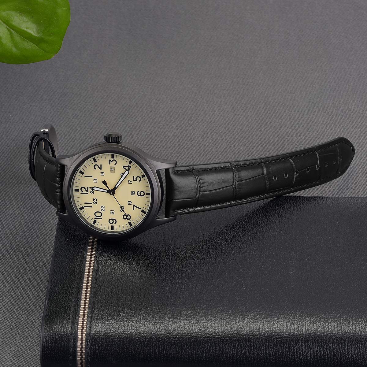 EACHE 18mm Black Leather Watch Bands, Classical Genuine Leather Watch Strap for Men Women18mm Black-Gold Buckle