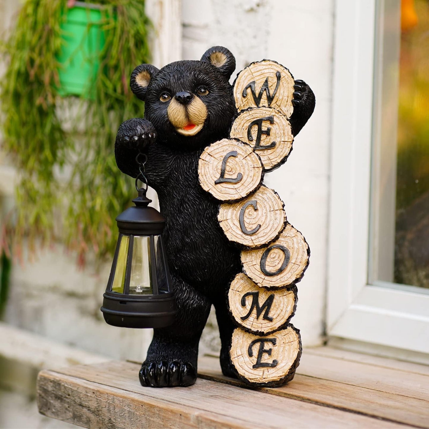 Qeeman Solar Bear for Garden Decor: Weatherproof Resin Statues