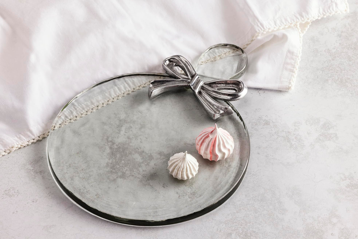 Mud Pie Christmas Bow Glass Paddle Board