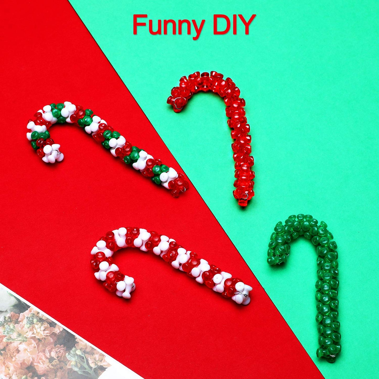 Christmas Tri Beads, Holiday Beaded Ornaments Candy Cane Ornament Craft Kit, Including 0.38 Inch Plastic Tri Beads and Beading Wirefor Christmas Tree Decoration(800)
