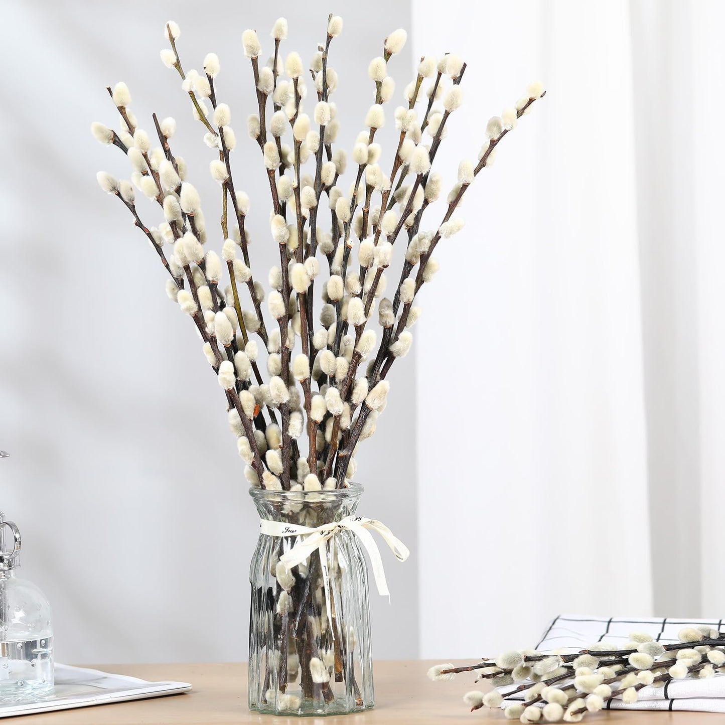 Natural Preserved Dried PussyWillow Branches for Vases, 30 Stems Real Willows, 17" Snow Pussywillows, Dried Flowers for Indoor and Outdoor Decor, Wedding Home DIY Floral Art Plants Fireplace