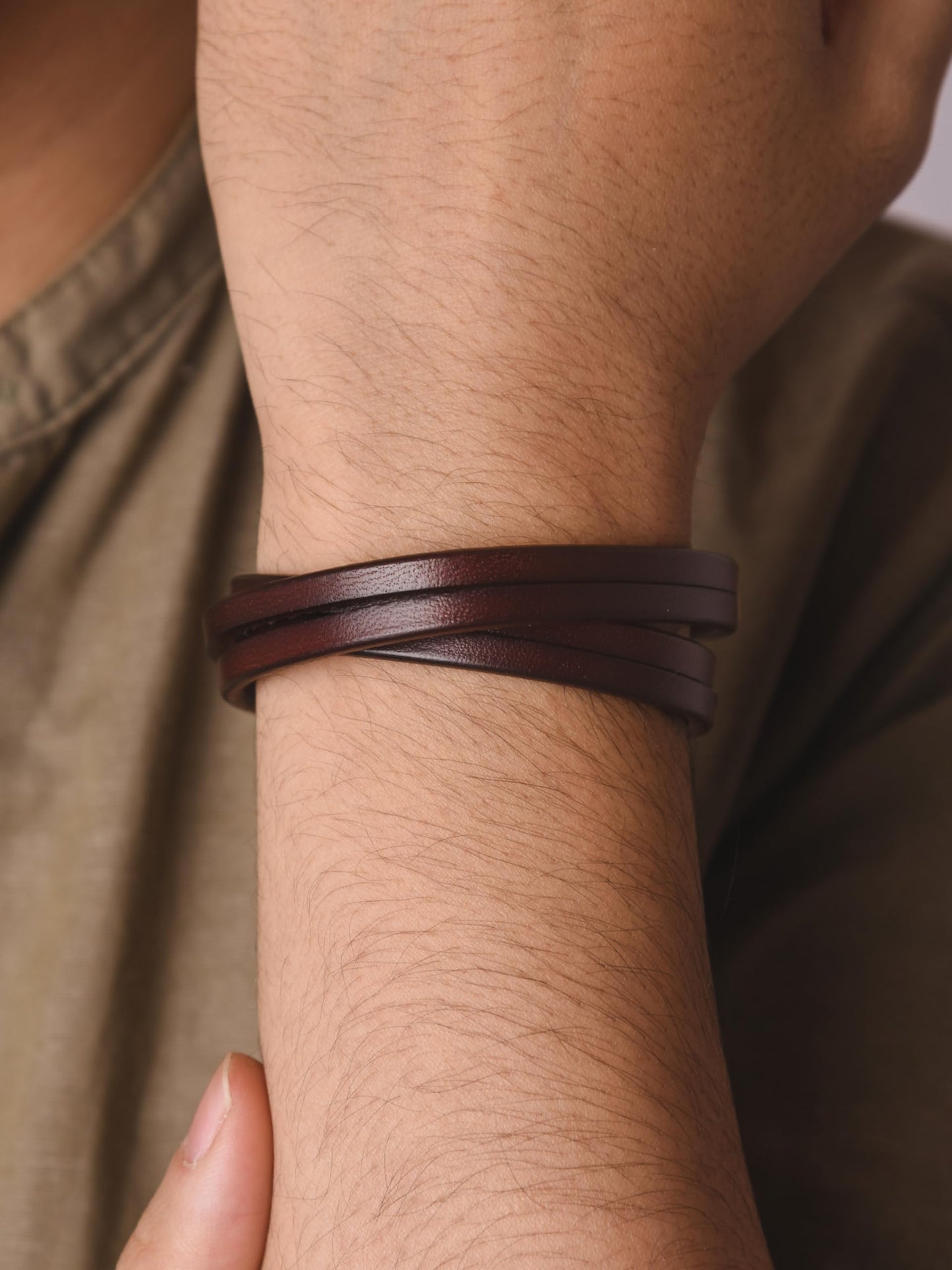 HAQUIL Artisanal Multi-Wrap Brown Leather Bracelet with Vintage Metal Accents for Men