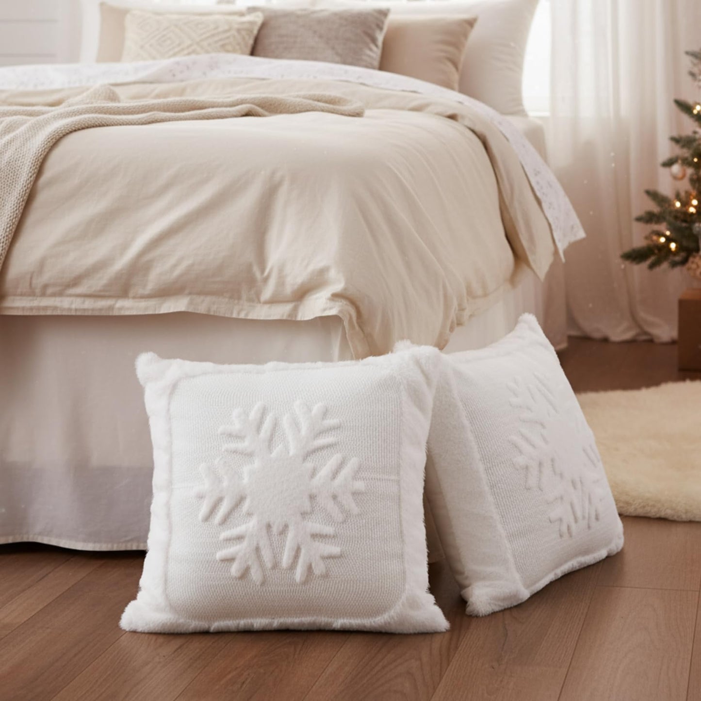 Newwiee Christmas Throw Pillow Covers 18x18 Inch Set of 2 Snowflake Pillow Cases Soft Plush Faux Fur Couch Cushion Case for Chair Sofa Bedroom Living Room Home Decor (White)