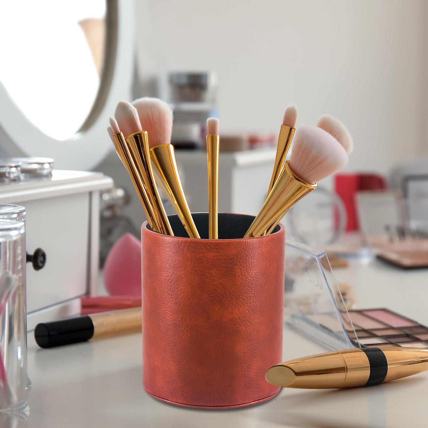 HEISHAYU PU Leather Pencil Pen Holder Cup Stand,Desk Accessories Holder,Makeup Brush Storage Organizer,Desktop Stationery Organizer for Office School Home Supplies (Brown)