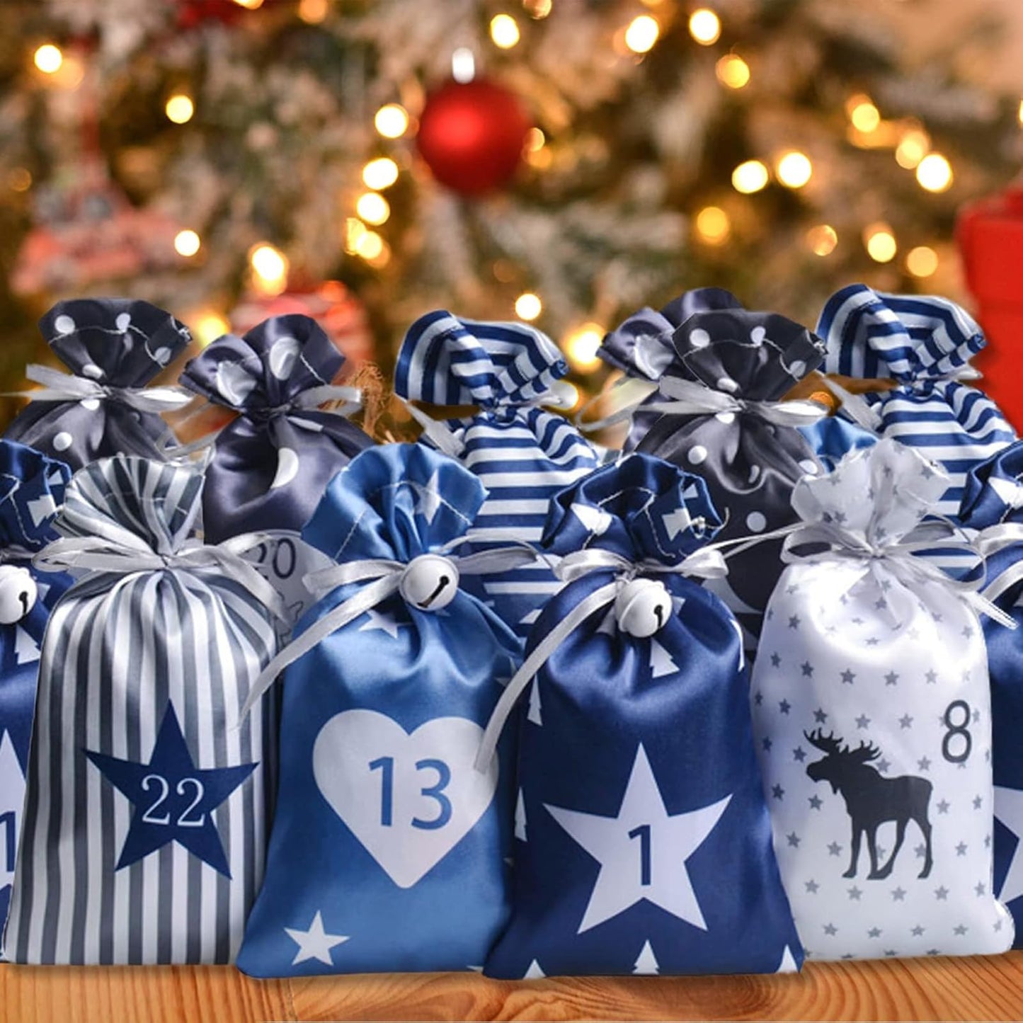 24 Pcs Christmas Drawstring Gift Wrap Bags Reusable Advent Calendar Bags Cute Xmas Candy Toys Goody Treat Bag Pocket for Holiday Weedings Birthdays Party Favor Home Storage Gift Bag