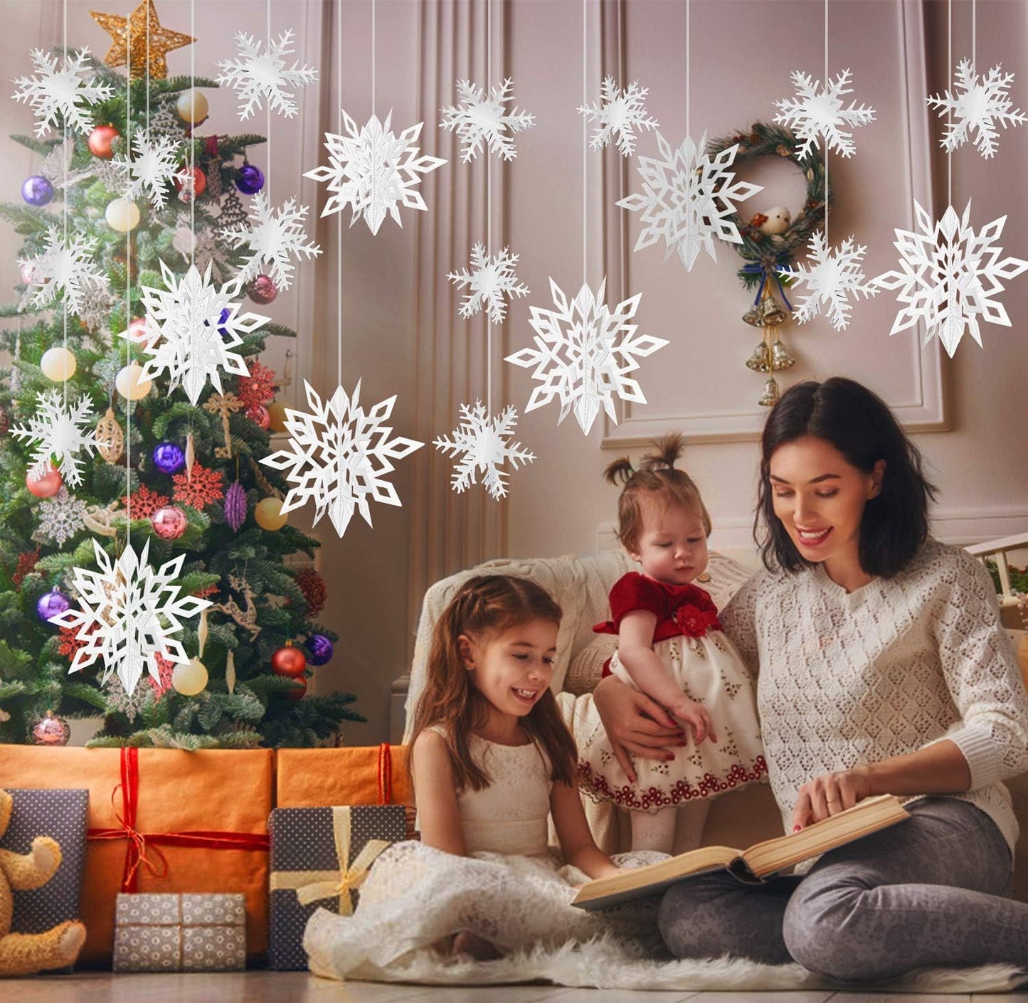 CNUSER 24Pcs Winter Wonderland Snowflakes Party Decorations 3D Card Hanging Paper Centerpieces for/Birthday/Christmastree/New Year/Baby Shower/Wedding Party/Shopwindow Supplies (24PCS White)