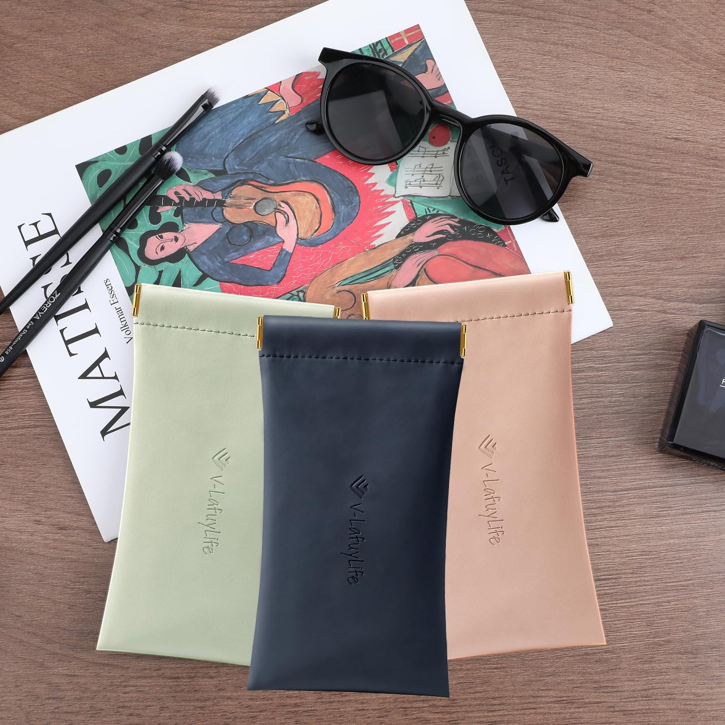 V-LAFUYLIFE 3 Pack Glasses Case Portable Soft Sunglasses Case For Women men (Pink,NavyBlue,Green)