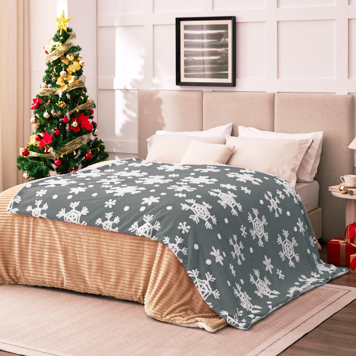 Sherpa Throw Blanket for Couch - Grey Blanket, Snowflakes Pattern, Warm Winter Cabin Throw, Premium Microfiber & Soft Touch, Plush & Fluffy, Warm & Cozy for Sofa and Bed, 50"x60", Grey