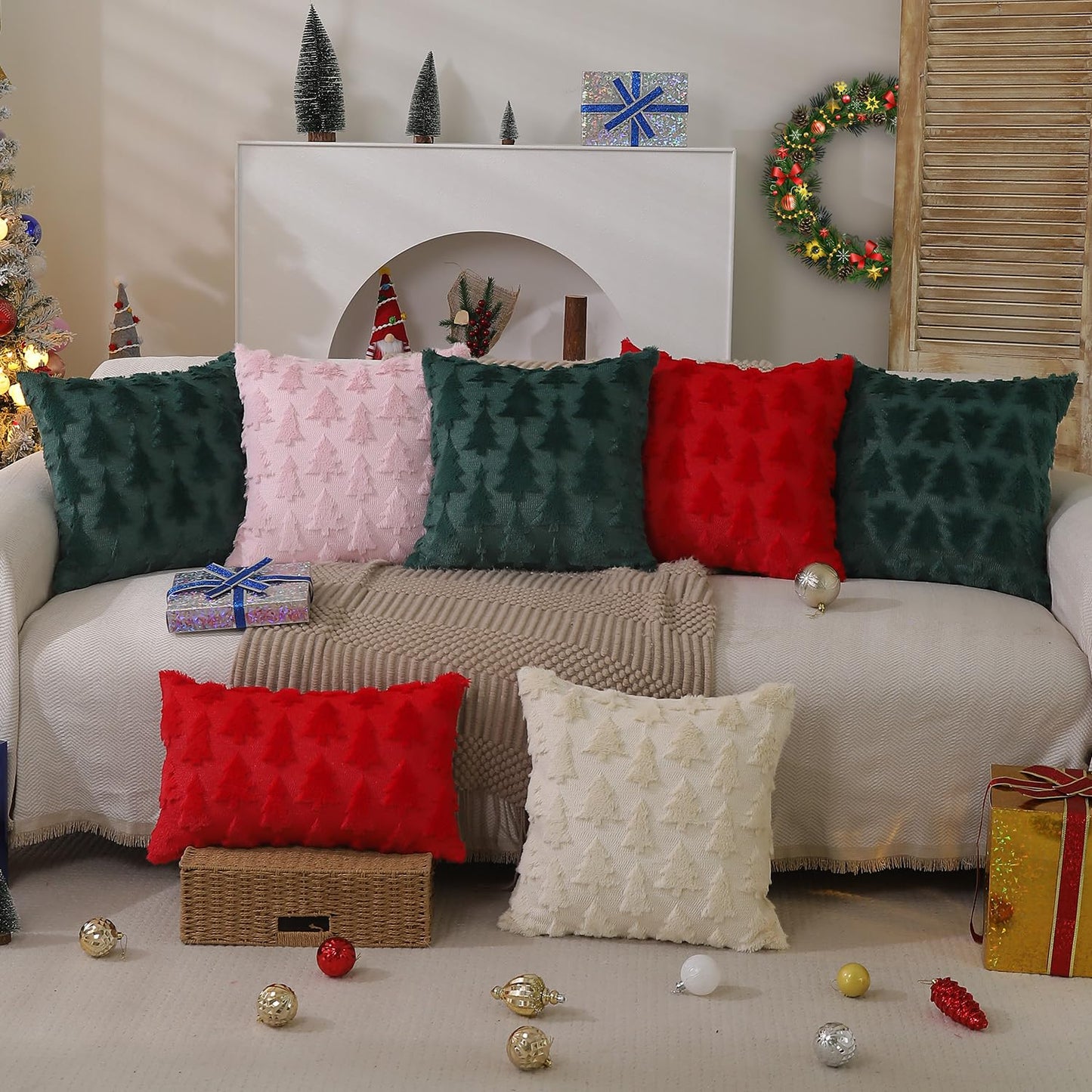 DFXSZ Christmas Tree Pillow Covers 18x18 inch Set of 2 Christmas Decoration Red Soft Plush Faux Fur Jacquard Throw Pillows for Bedroom Sofa Holiday Festivals Winter Home Decor PTK006B18