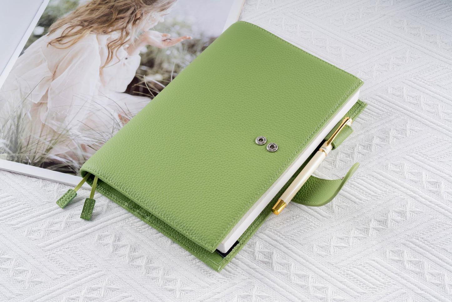 Genuine Leather A5 Notebook Cover Fits Hobonichi Cousin, Stalogy, LEUCHTTURM1917 and Midori MD Planners, with Pen Loop, Card Slots, Bookmarks and Back Pocket(Green)