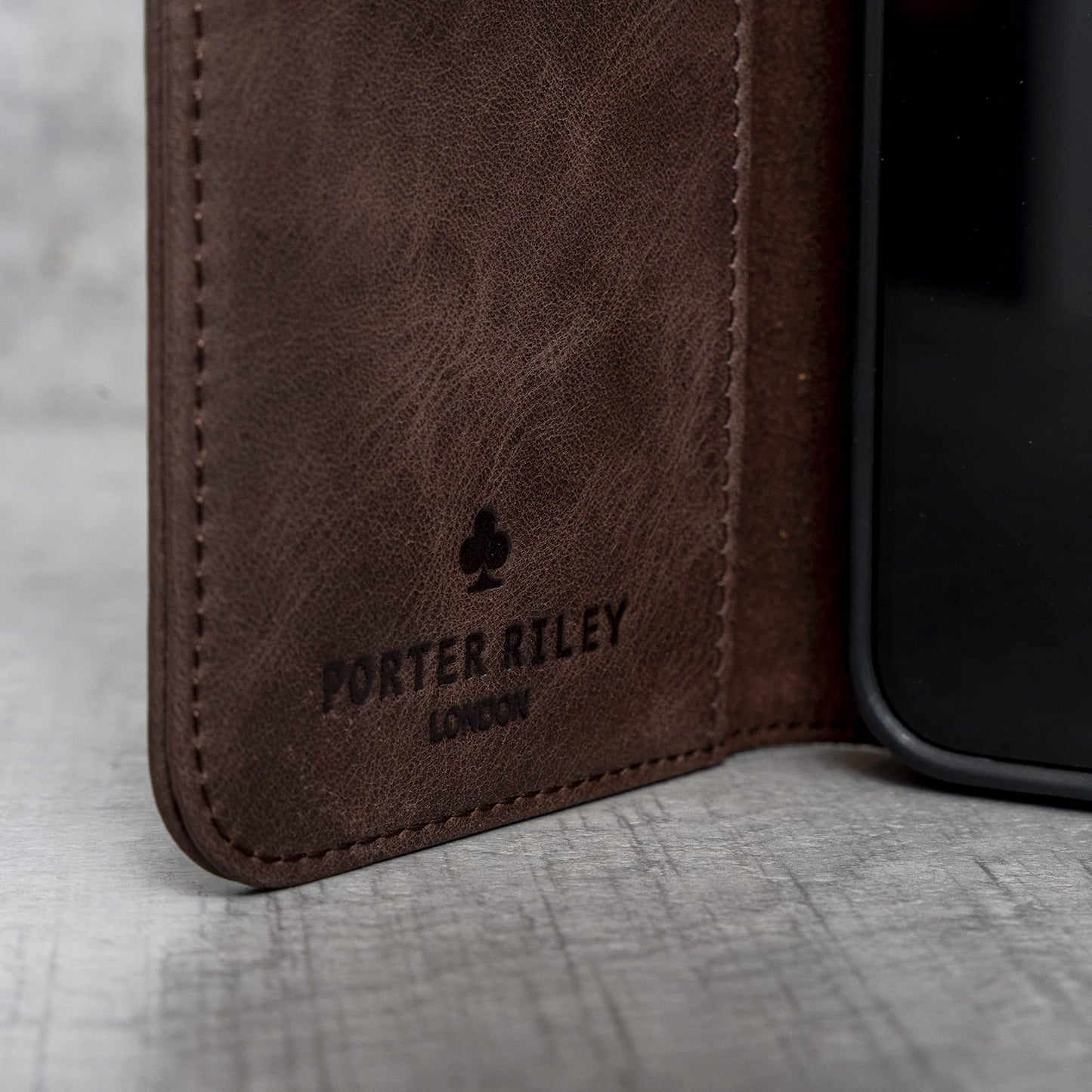Porter Riley - Leather Case for Samsung Galaxy S21. Premium Genuine Leather Stand Case/Wallet/Cover (Chocolate Brown)