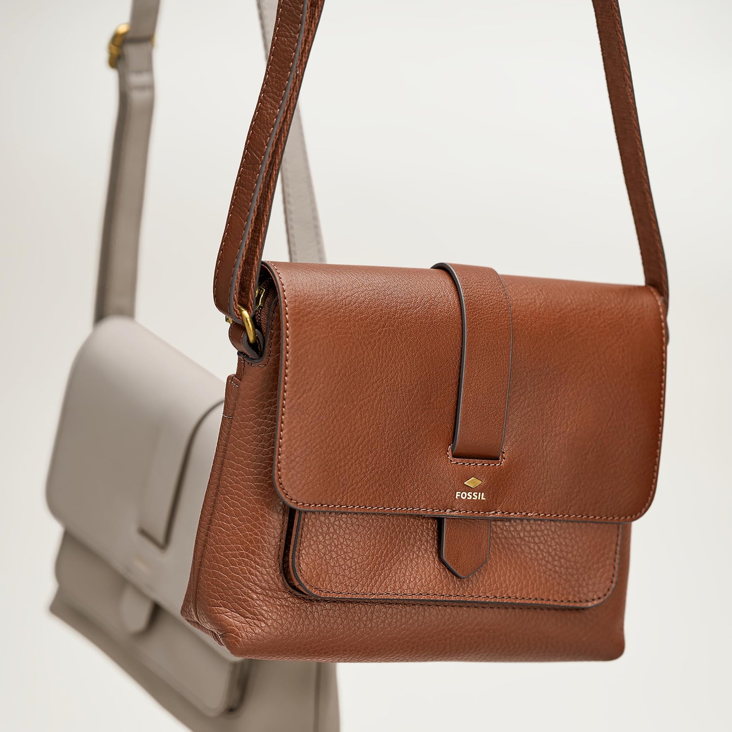 Fossil Women's Kinley Leather Small Crossbody Purse Handbag, Brown (Model: ZB7878200)