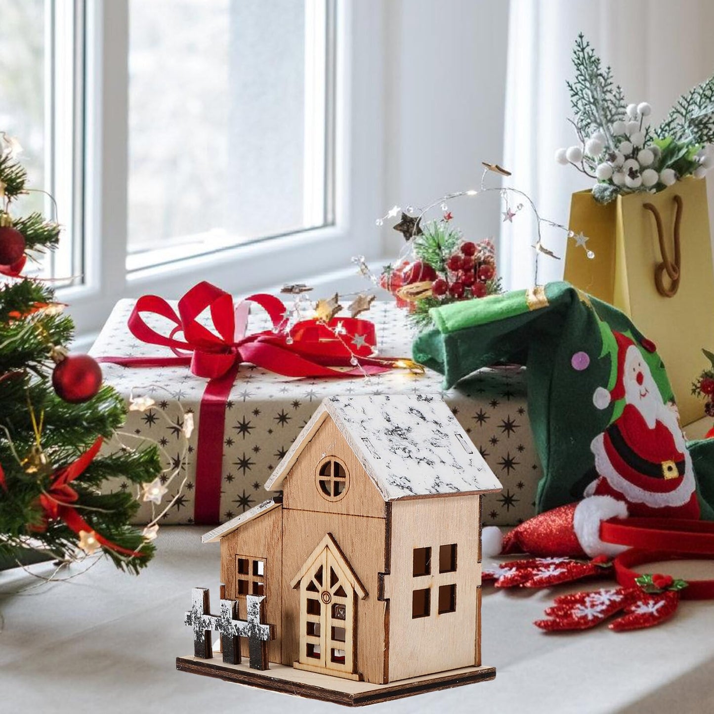 Beaupretty 2PCS Wooden Christmas Houses Luminous Gingerbread House Christmas Decor Tiny Ornaments for Indoor