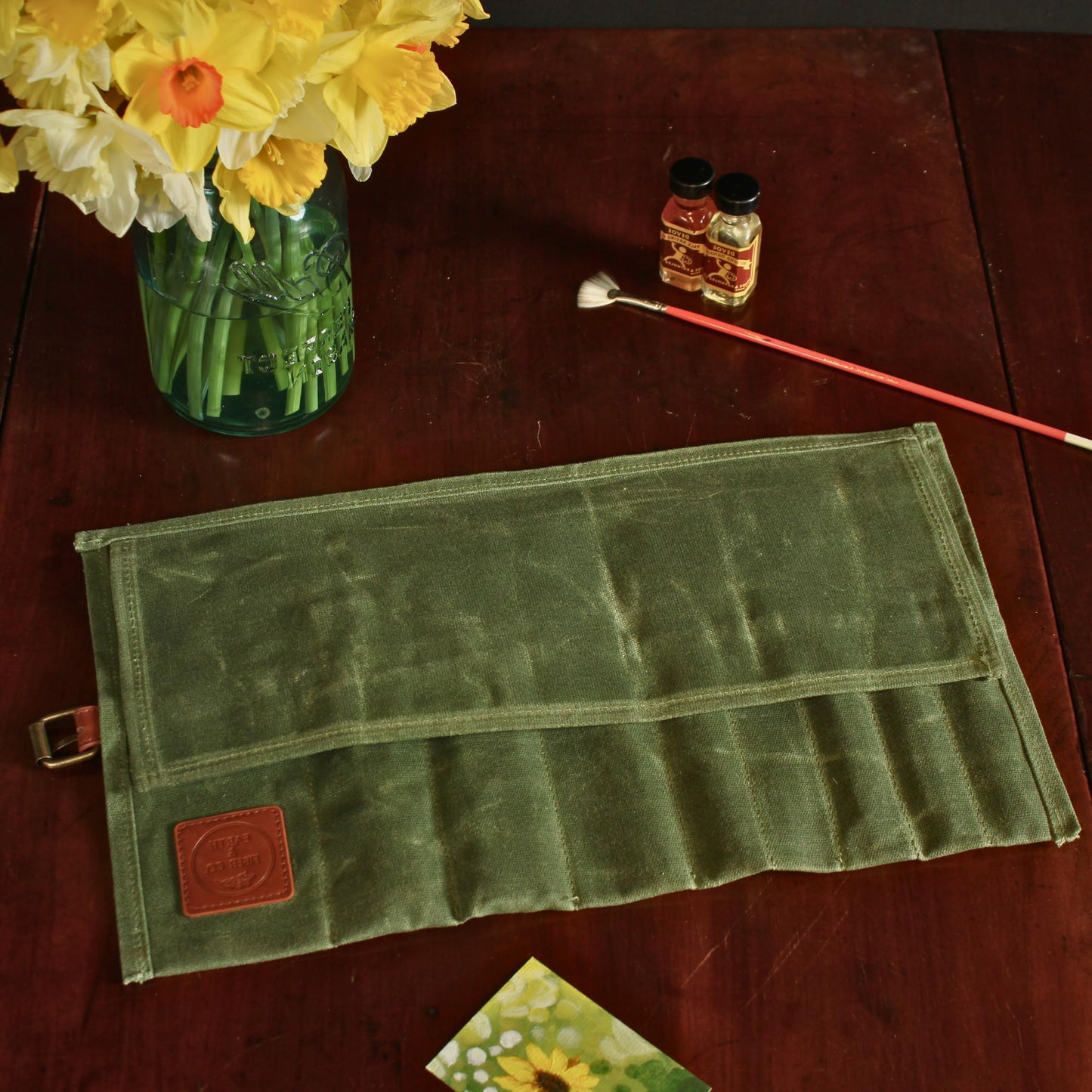 Earth & Fiber Co. Compact Waxed Canvas Paint Brush Holder - Portable Art Bag for Painting & Drawing - Art Supplies Organizer - Storage Roll Bag for Artists