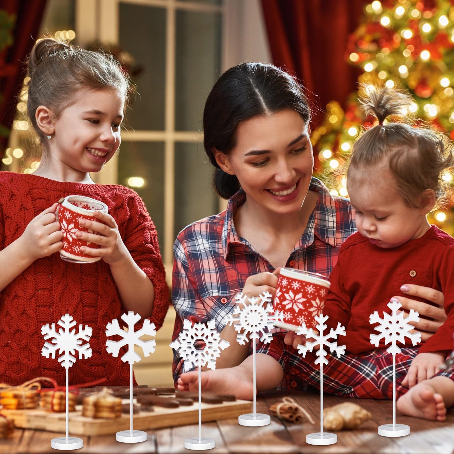 Geetery 6 Pcs Wooden Snowflake Table Decor Christmas Winter Decorations Snowflakes Table Centerpiece Standing Tabletop Sign Rustic Fireplace Home Decor for Winter Party Decoration(White)