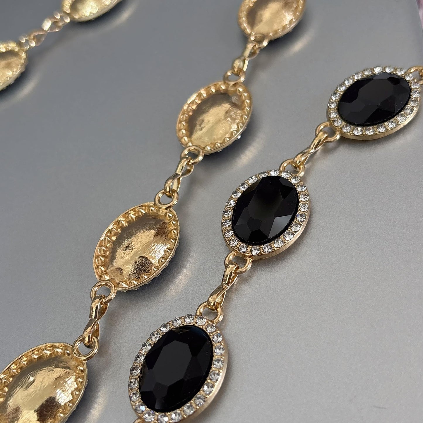Whssusie Women Diamond Chain Belt Gold Metal Belt Renaissance Accessories Fantasy Belts Women, Black