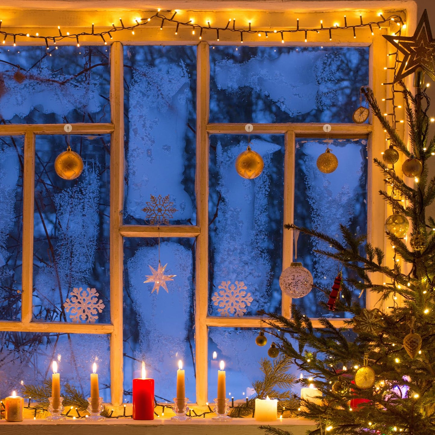 Jetec 100 Pcs Suction Cup Hooks 1.18 Inch Window Small Suction Cups with Hooks Waterproof Removable Clear Mini Suckers Hanger for Glass Bathroom Wall Door Christmas Wreath Lights Stockings