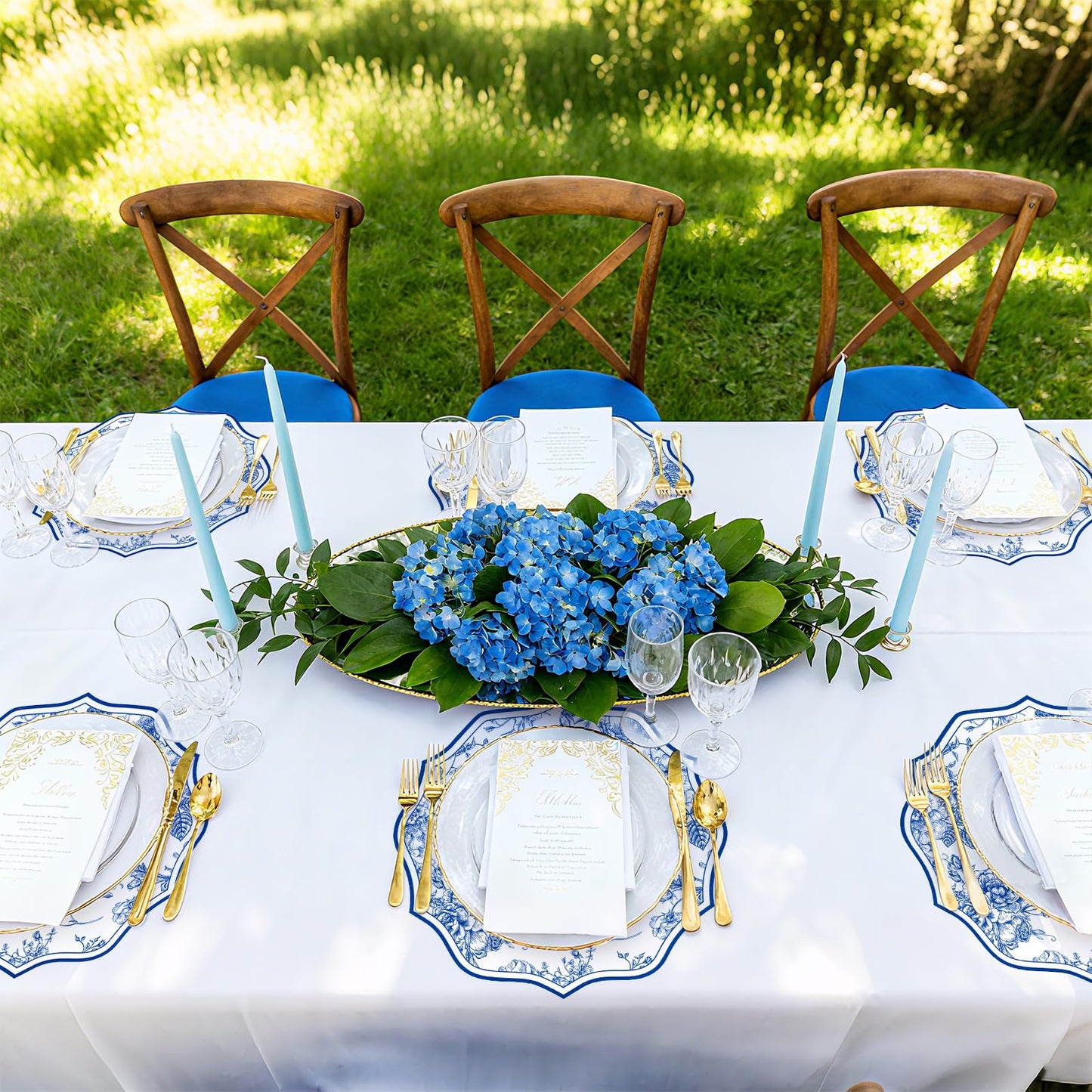 Blue Floral Faux Leather Placemats Set of 6 Round Scalloped Chinoiserie Placemats 13 Inch Waterproof Flower Table Mats Heat Resistant for Dinner Table Setting Wedding Bridal Shower Party Decor