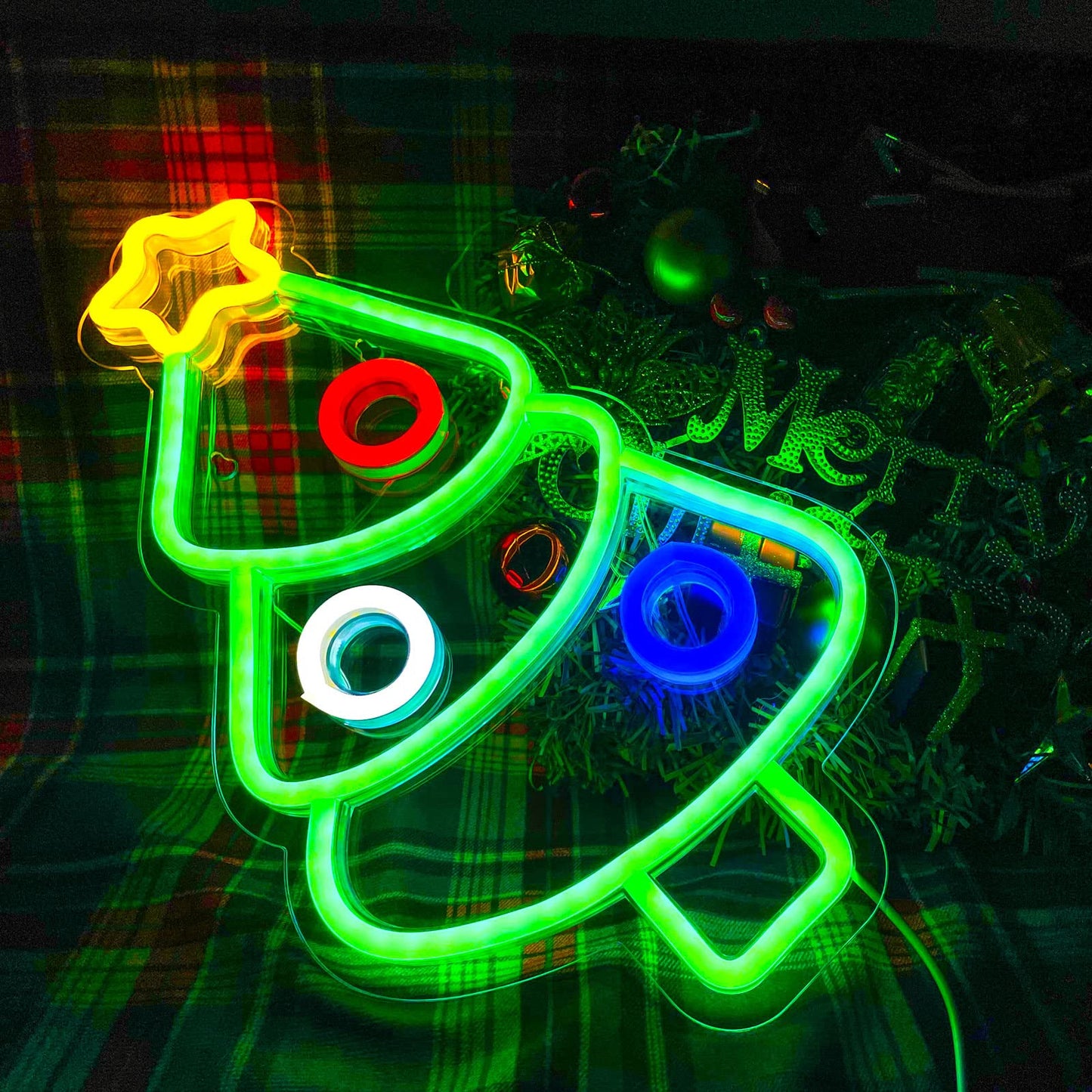 SmilingTown Christmas Neon Signs for Wall Decor USB Operated Neon Art Decorative Lights for Home Office Bar Pub Club Party Supplies Gift Idea (Christmas Tree)