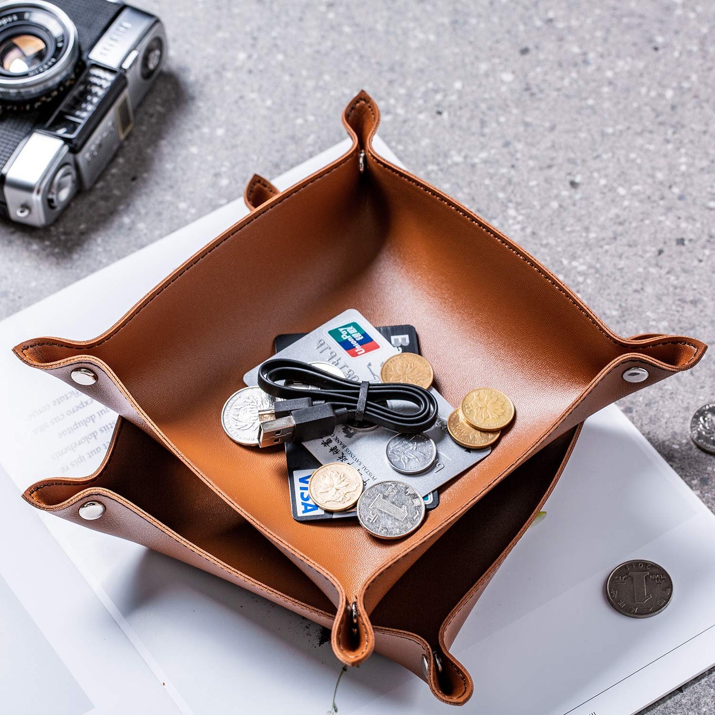 SANQIANWAN PU Leather Jewelry Valet Tray for Women and Men, Portable Entryway Table and Bedside Nightstand Desk Catchall Travel Dish Plate for Key, Wallet, Watch, Coin (Brown-B)