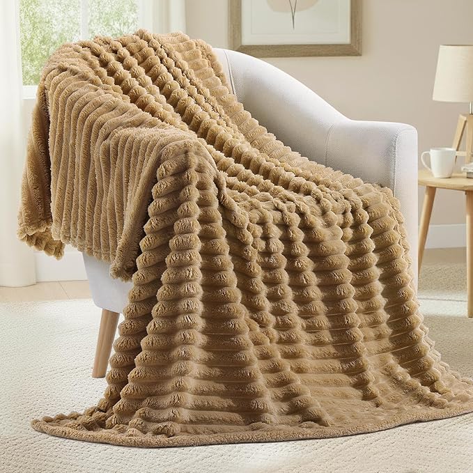 decorUhome Soft Fleece Brown Throw Blanket for Couch, Cozy Fluffy Plush Flannel Striped Blanket for Sofa Bed, Lightweight Decorative Ribbed Fuzzy Blanket for Woman, 50x60 Inches