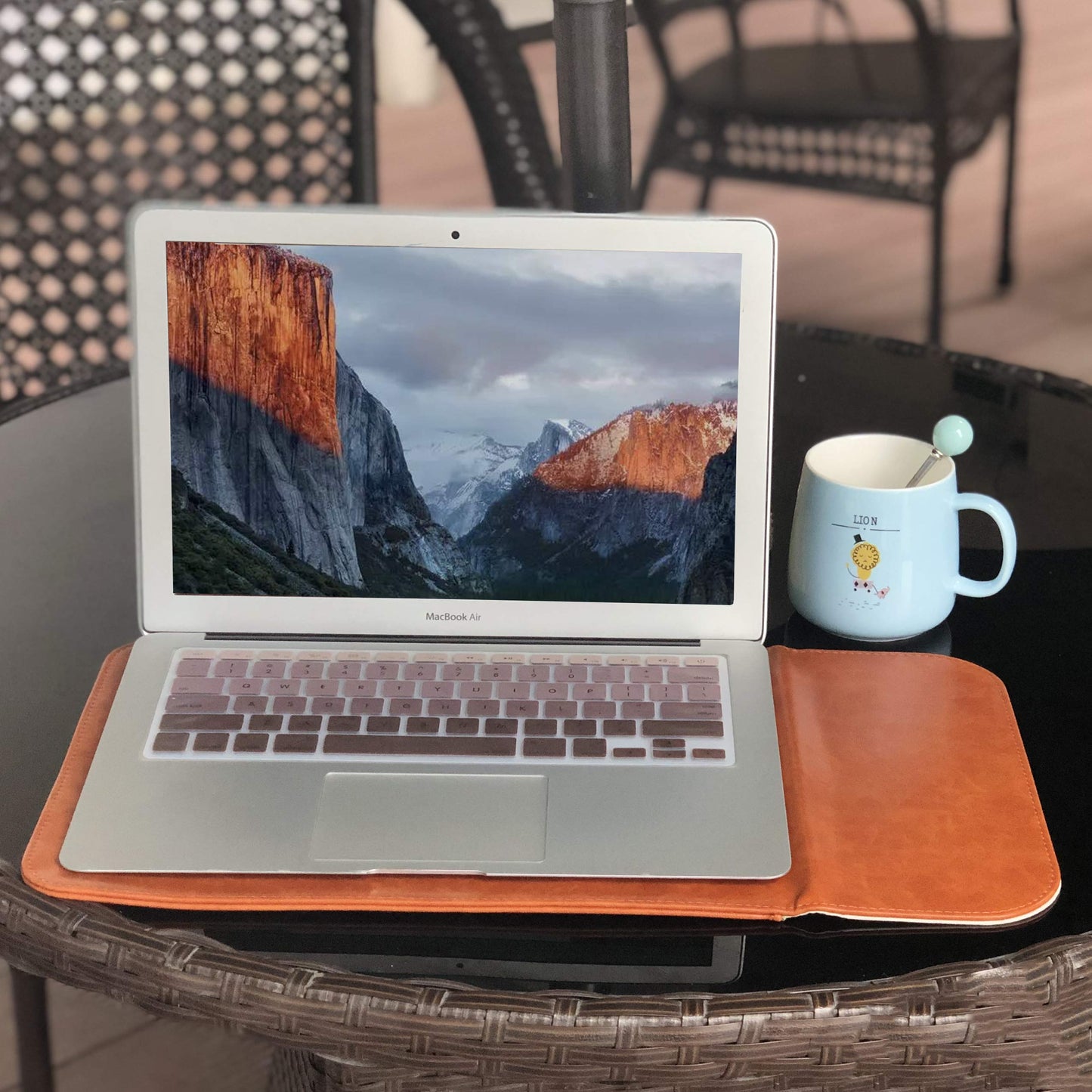 Allinside 13-13.3 inch Laptop Sleeve Case for MacBook Pro 14 2021–2024 (A2918, A2992, A3112, A3401, A3185)/MacBook Air 13 2010-2017/MacBook Pro 13 2010-2015, PU Leather Laptop Case Cover, Brown