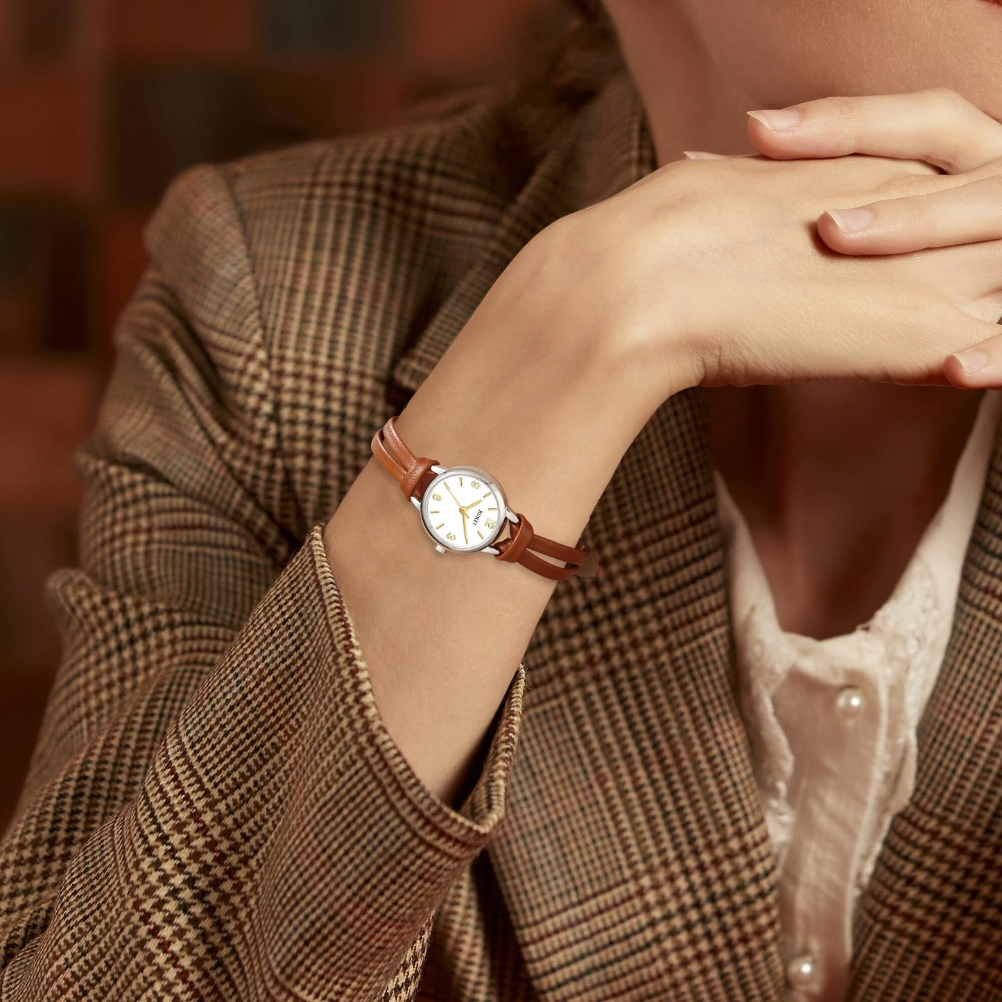 BUREI Women's 22mm Small Dial Quartz Watch, Lightweight Women Watch,Japan Quartz Movement, Brown Handmade Leather Strap, Ideal Gift for Women Mom