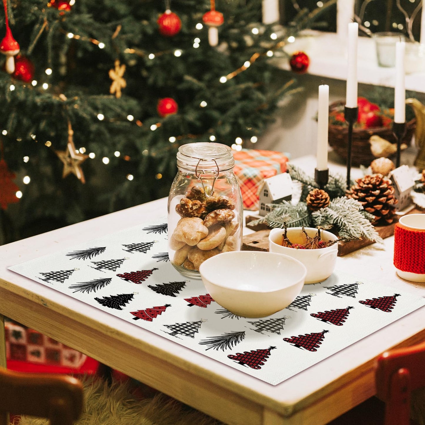Christmas Tree Snowflakes Placemats Set of 4 Winter Gifts for Christmas Women Rustic Holiday Placemats Decor for Xmas Party Outdoor Home Kitchen Dining Recyclable Table Mats 12x18 inch - DH723
