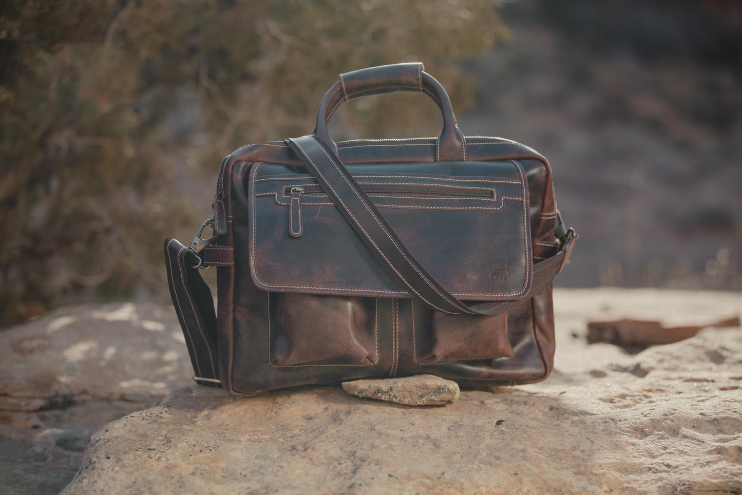 Buffalo Leather Pilot Bag (Dark Walnut)