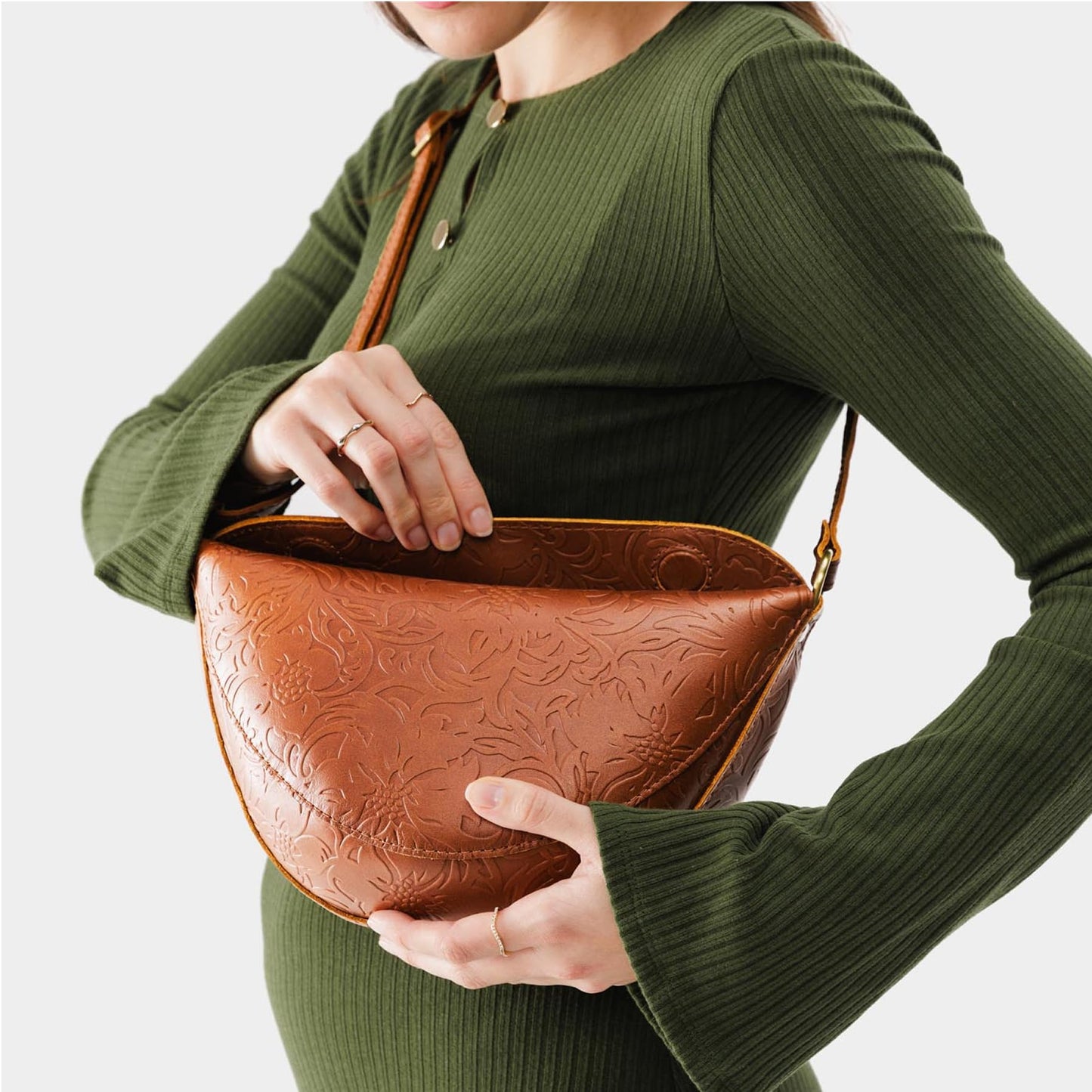 Portland Leather Goods Koala Sling Bag – Leather Sling with Top Magnetic Closure, Interior Pocket & Adjustable Strap – Handmade from the Finest Full-Grain Hides – Medium, Meadow