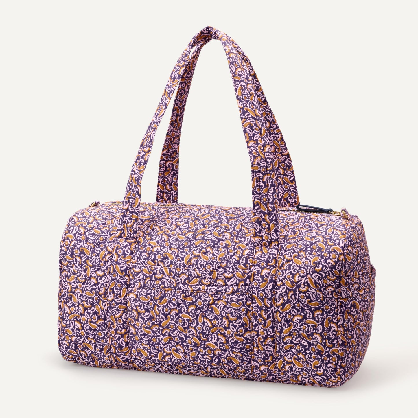 Amazon Essentials Women's Quilted Weekender Duffel Gym Bag with Trolley Sleeve, Navy Paisley, One Size