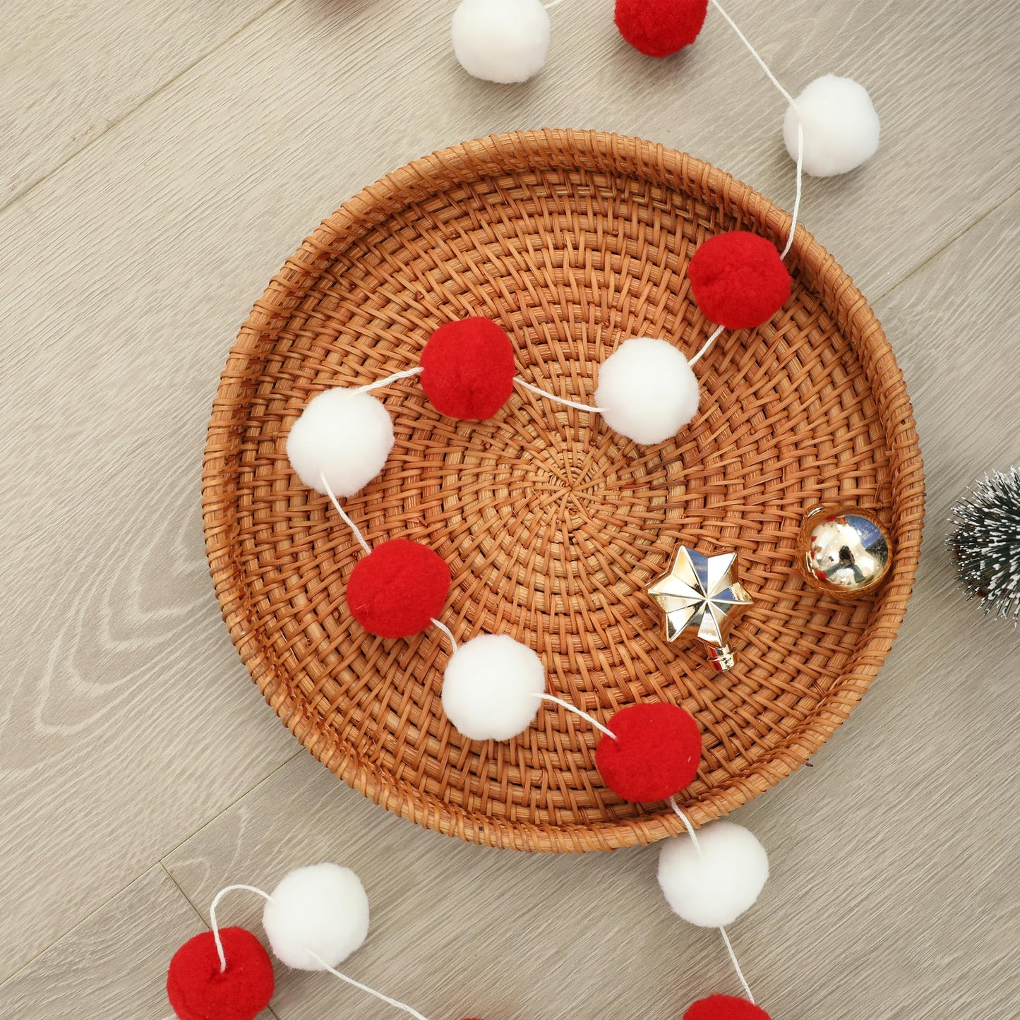 Christmas Tassel Garland Banner With Wood Beads And Pom Pom Garlands Wall Hanging Home Decor For Christmas
