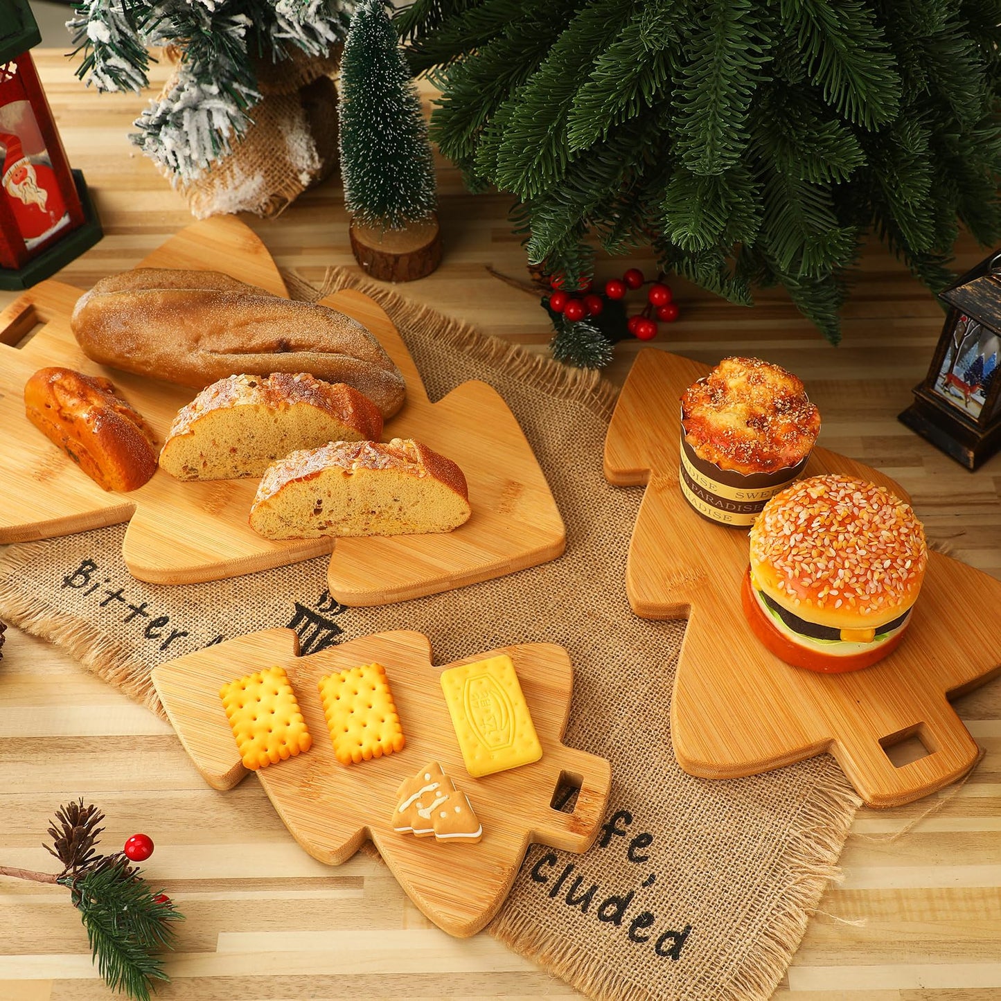 Sliner Set of 3 Christmas Tree Shaped Cutting Board Wood Serving Chopping Board Platter Wooden Butcher Block for Kitchen Decoration Cheese Vegetables Meat Fruit Salad Wine Holder Gift Home Wall Art