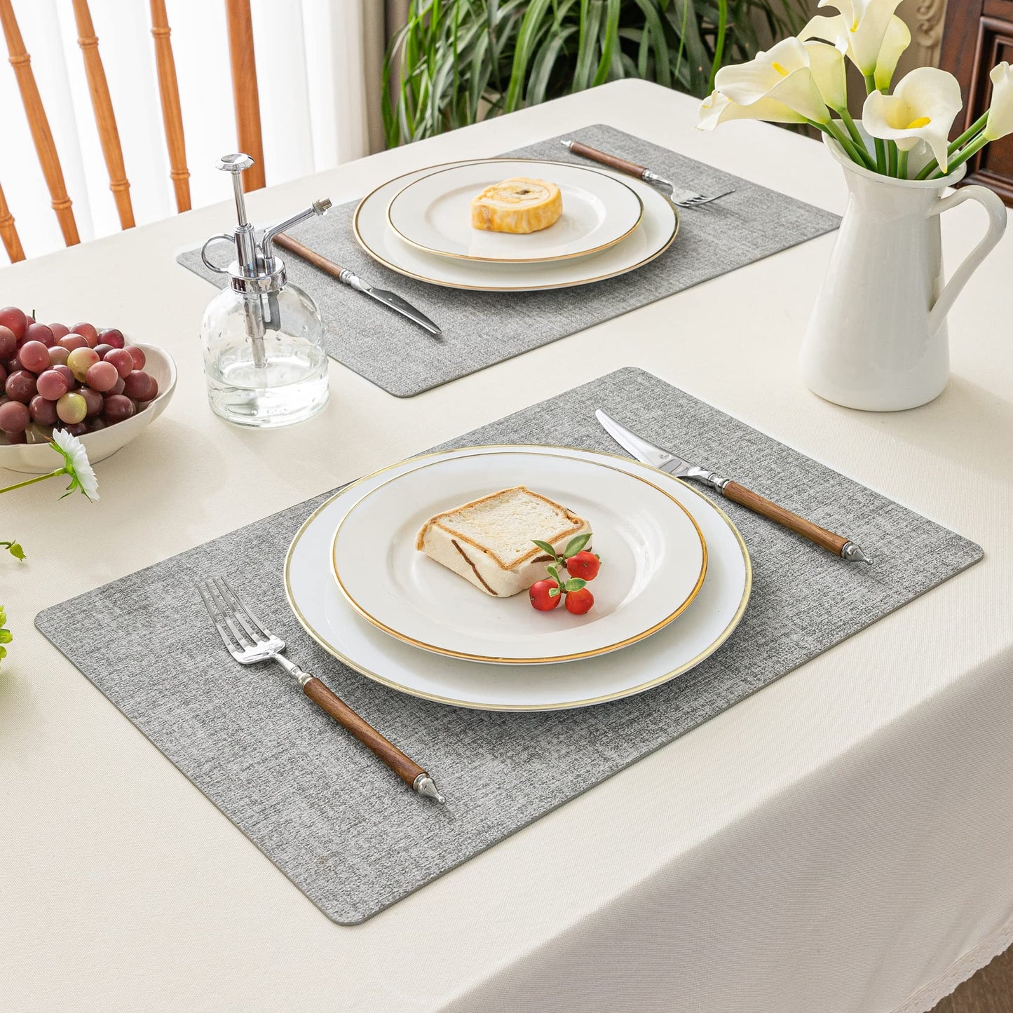 Romanstile Vinyl Placemats Set of 6-12 X 17 Inch - Faux Leather 100% Waterproof Wipeable Anti Slip Place Mats, Heat Resistant Reversible PU Table Mats for Kitchen Dining Party Outdoor, Light Grey