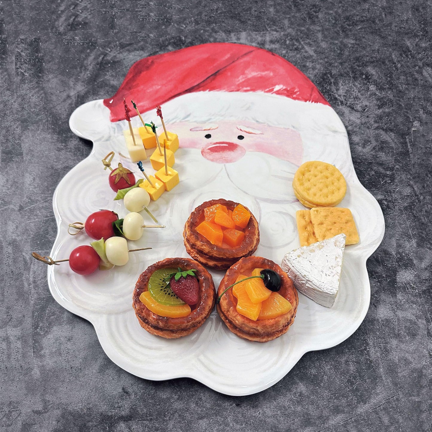 UP Santa Claus Shaped Melamine Serving Platter, Festive Christmas Party Tray, Holiday Party Dish, Jolly Santa Design, for Snacks, Appetizers, and Cookies, White, 19 x 14.25 Inch