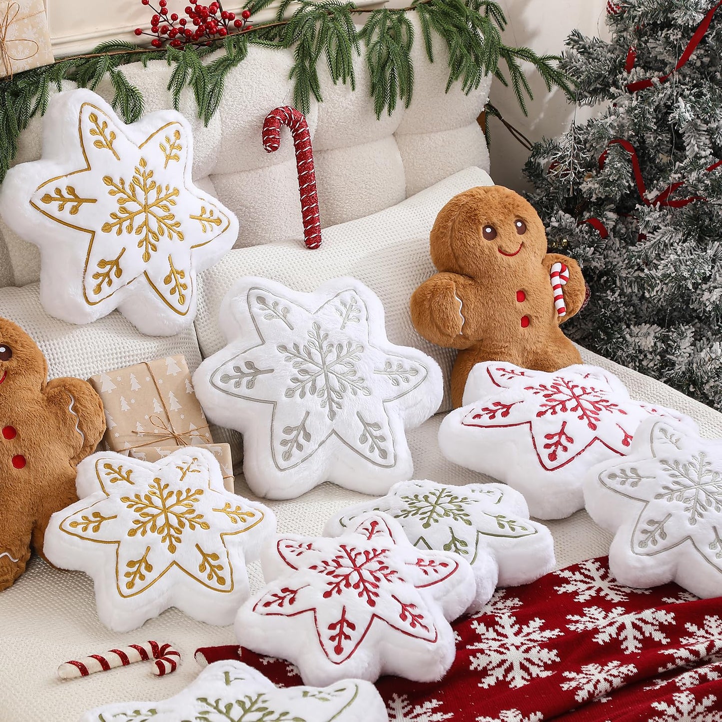 YRXRUS Christmas Snow Pillows, Snow Shaped Pillow, Small Cute Gold Snowflake Pillow for Gifts, Christmas Decorations Throw Pillows for Party, Her, Kids, Girls Xmas Home Decor 13.5x13.5 Inches