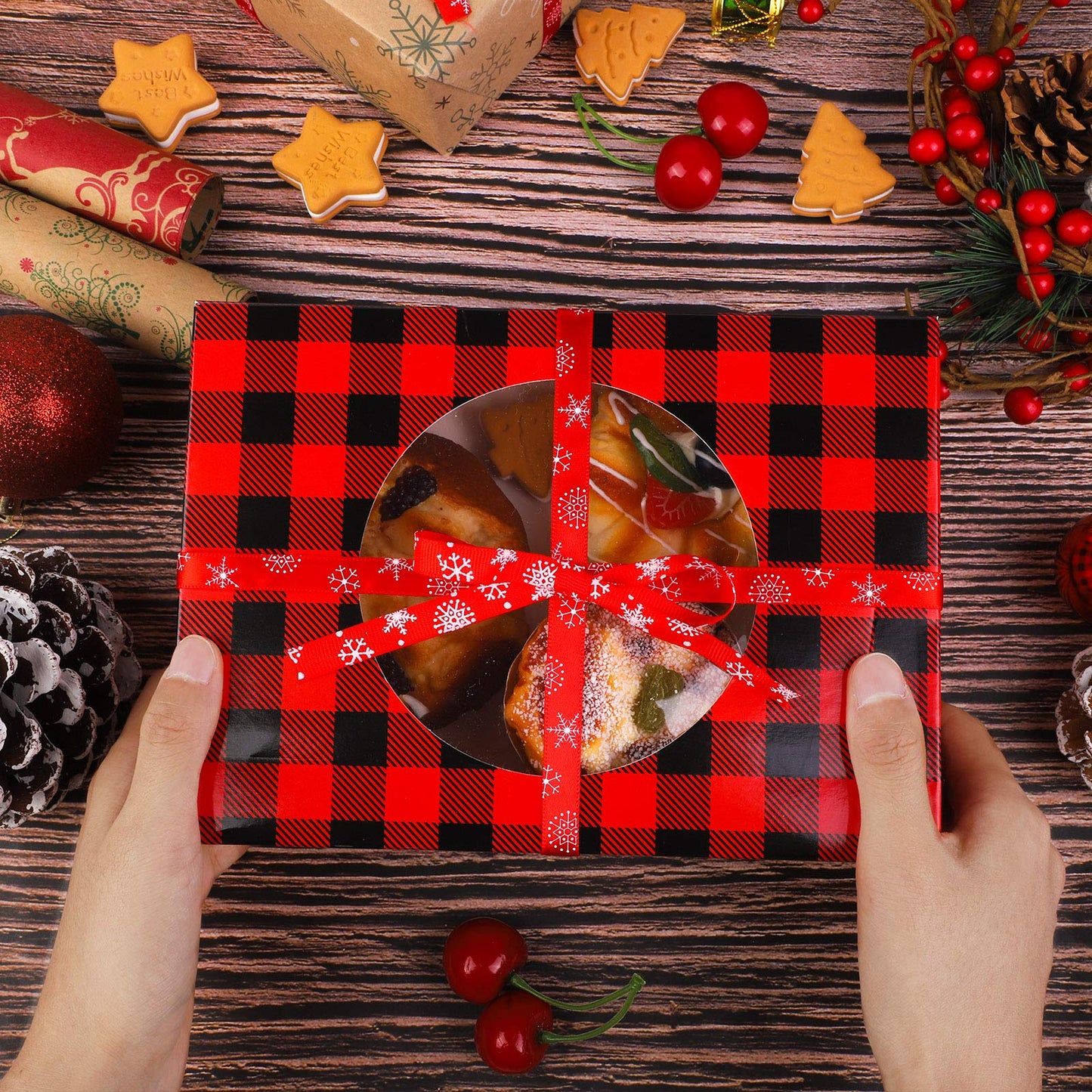 Aneco 12 Pack Christmas Cookie Boxes with Window Red and Black Plaid Holiday Treat Boxes Paper Food Boxes Xmas Gift Bags Cake Candy for Gift Giving Bakery Packaging Containers