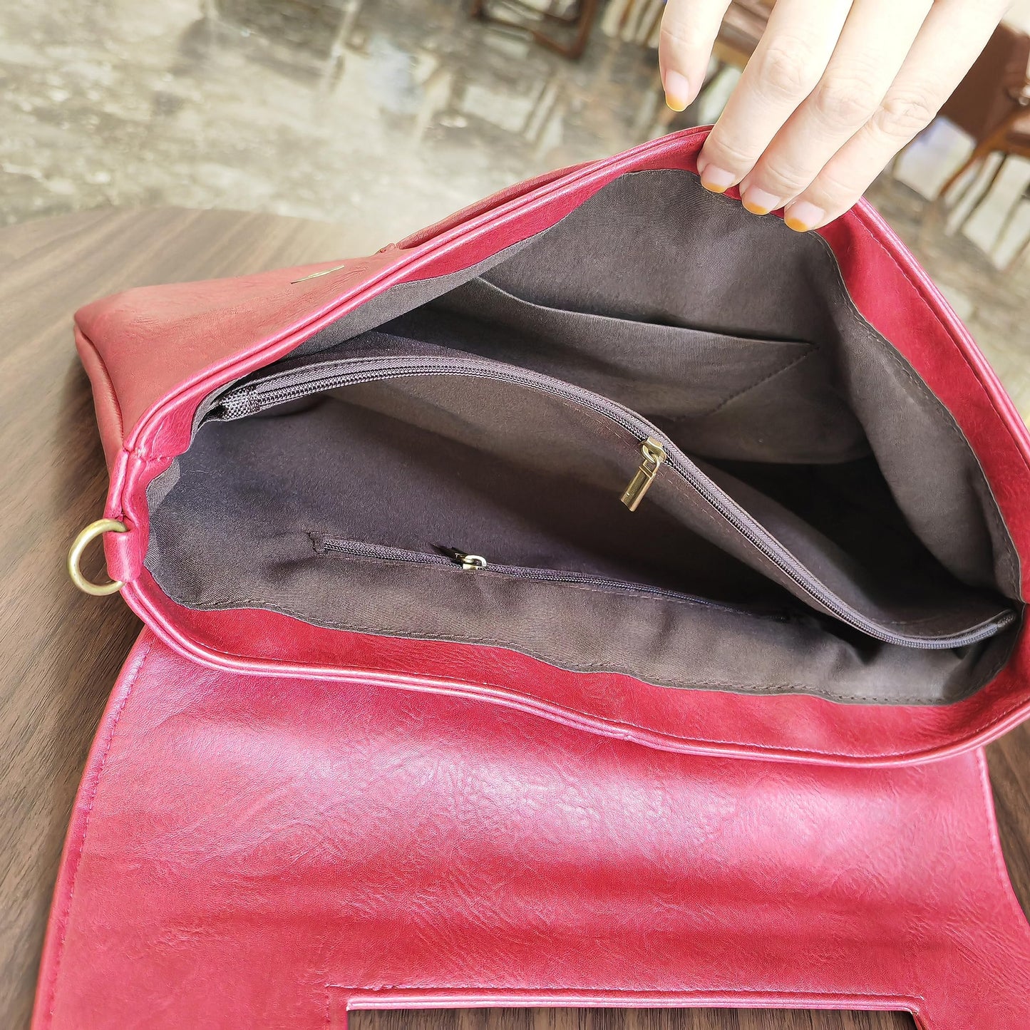 NIGEDU Women Handbags PU Leather Female Clutch Handbag Messenger Bag Large Solid High Capacity (Red)